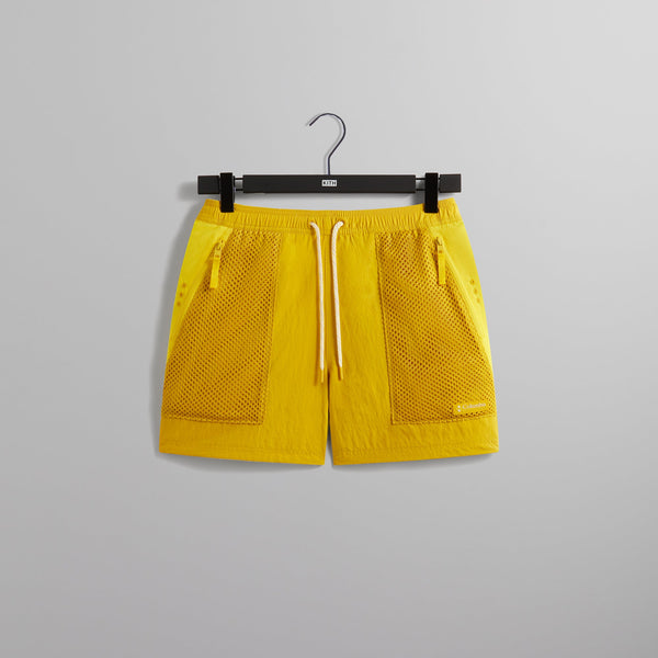 Kith for Columbia Wind Short - Gold Leaf – Kith Europe