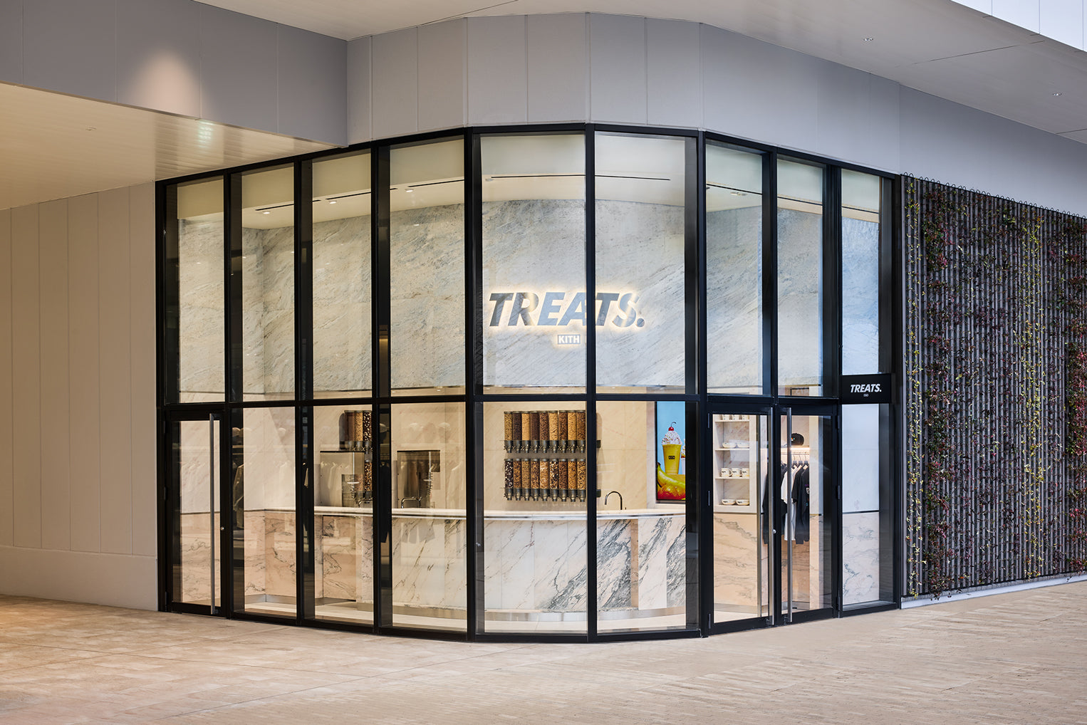 KITH Osaka スウェットシャツ ネイビー　Mサイズ 大阪限定 KITH Osaka スウェットシャツ ネイビー(未使用) 大阪限定Mサイズー