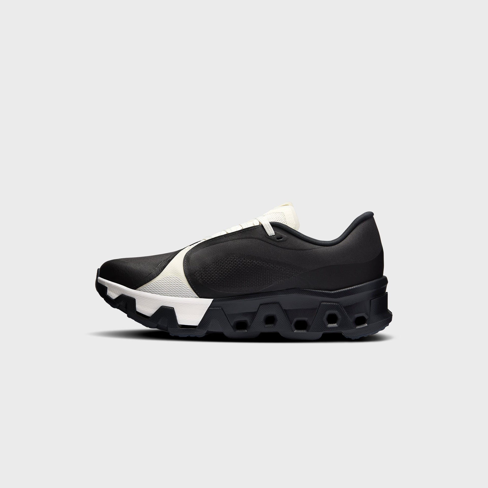 On x Post Archive Faction Cloudmonster Hyper PAF - Black