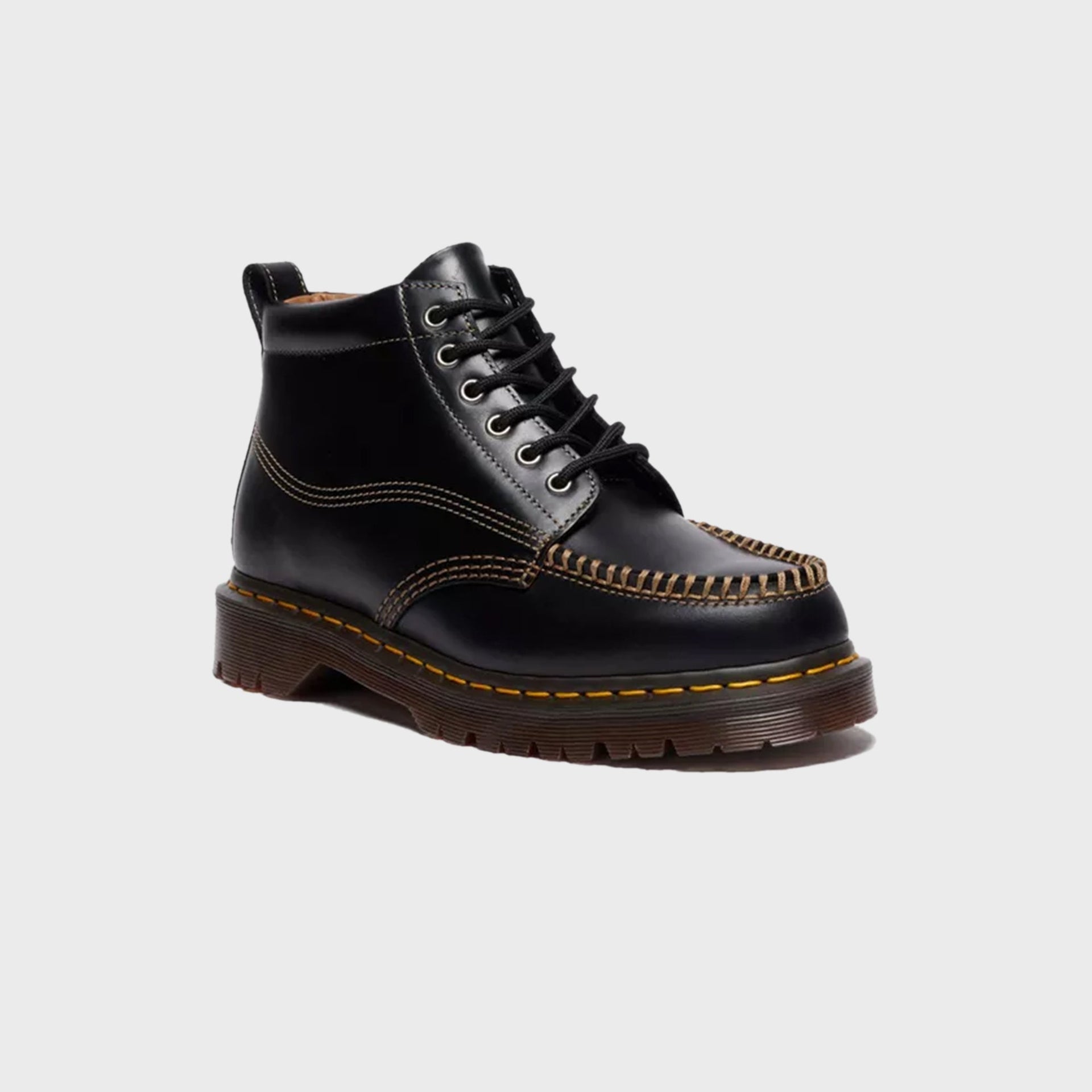 Dr. Martens Lowell Chukka - Black Aniline