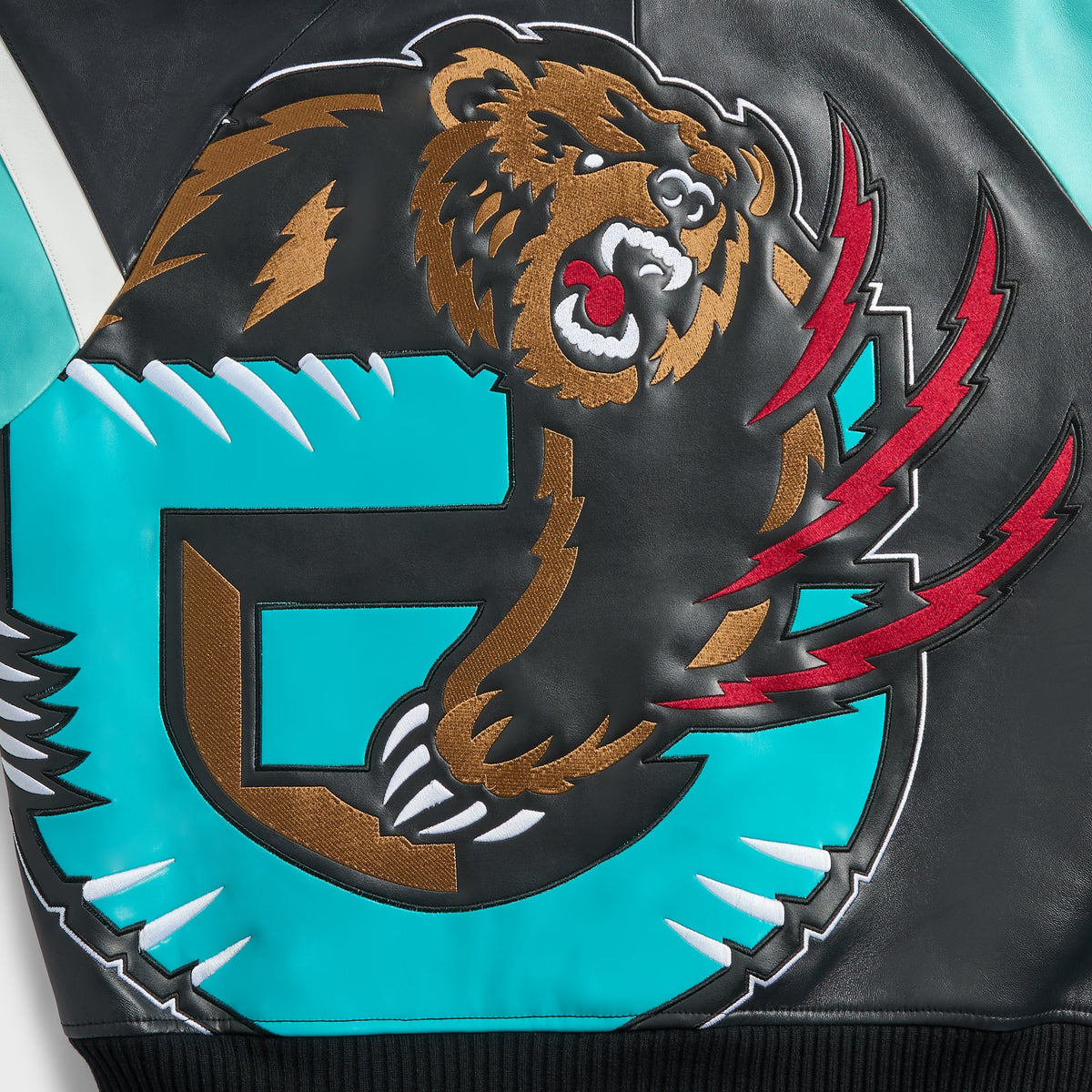 Kith & AVIREX for the Vancouver Grizzlies Jacket - Multi
