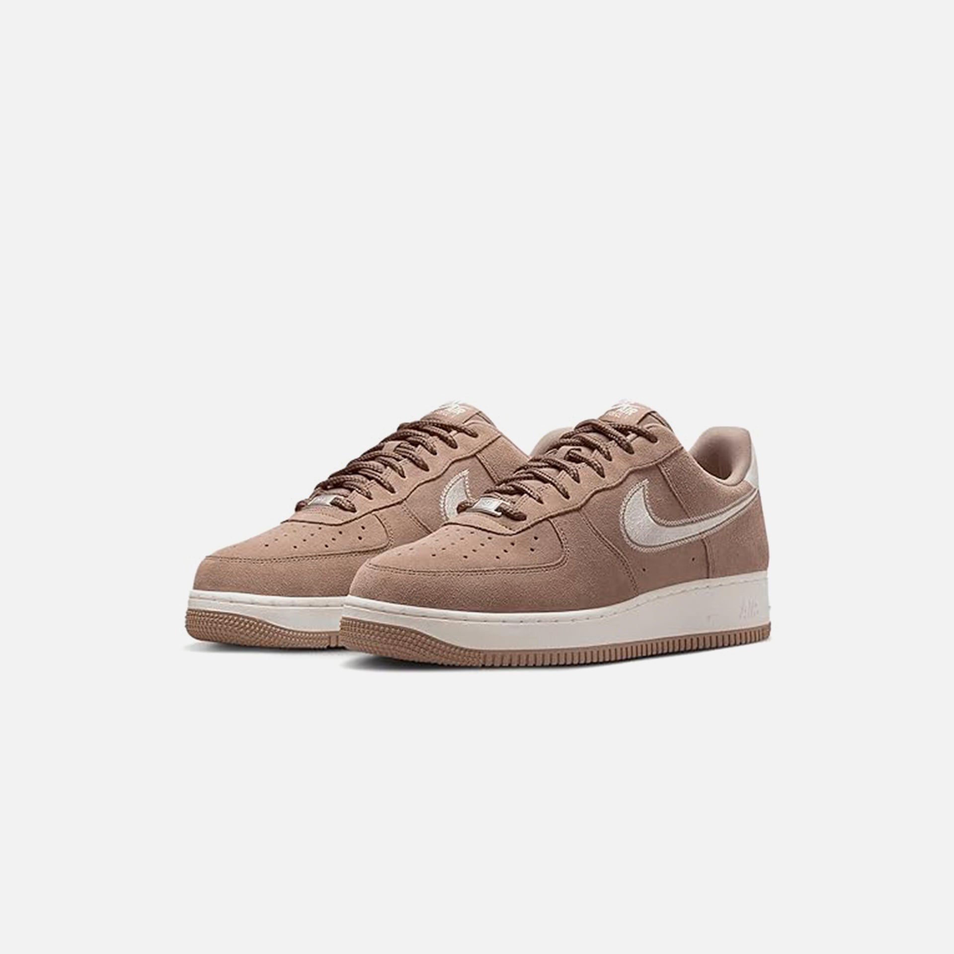 Nike Air Force 1 `07 Lv8 - Trend Mink Brown / Sail