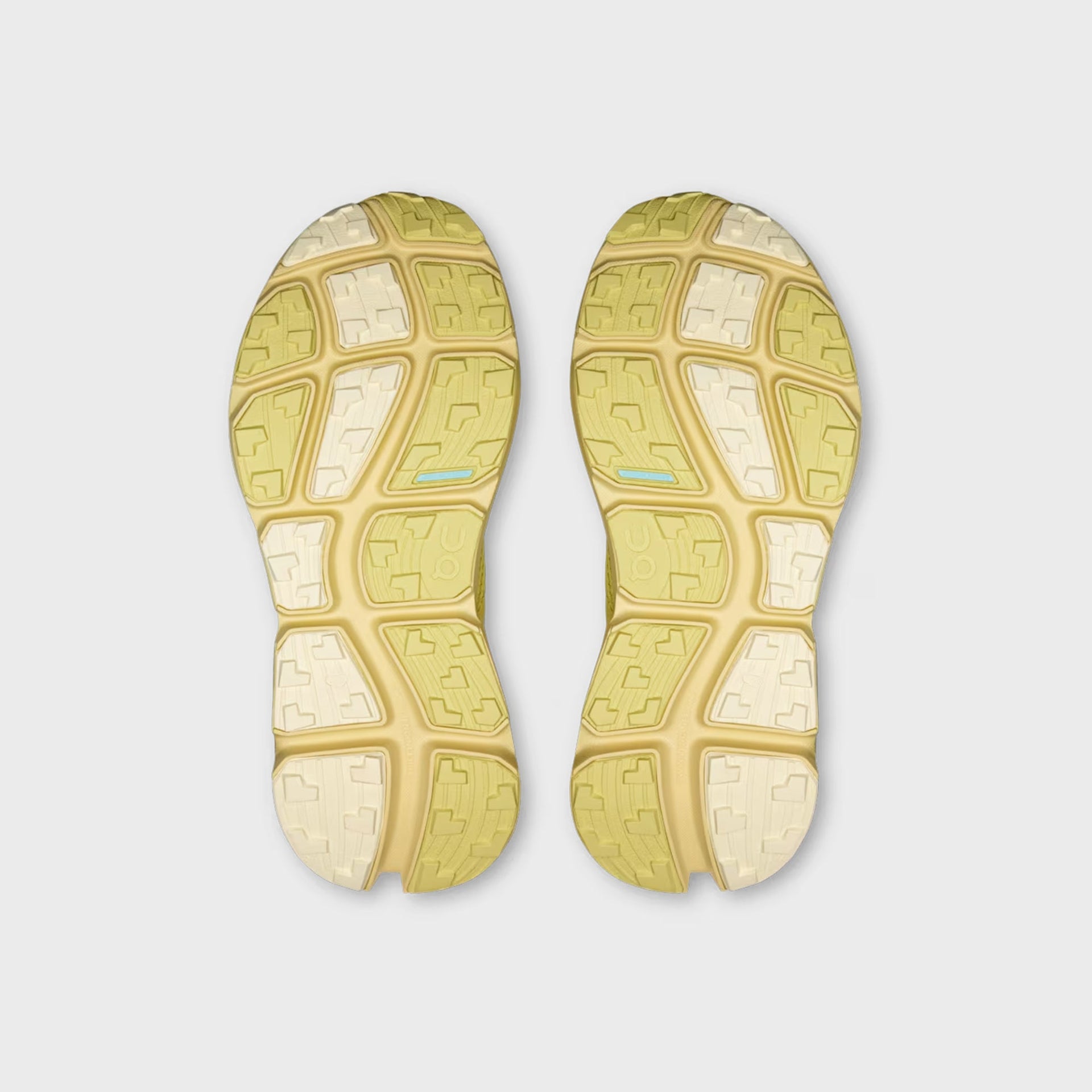 On Running WMNS Cloudsoma Moc - Acacia