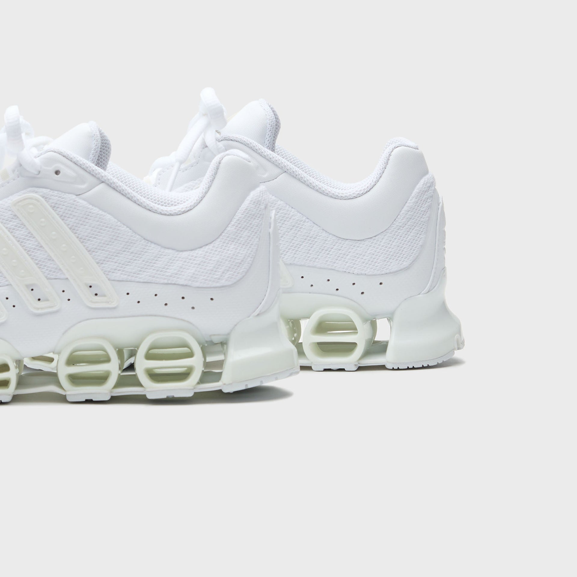 adidas Megaride - White