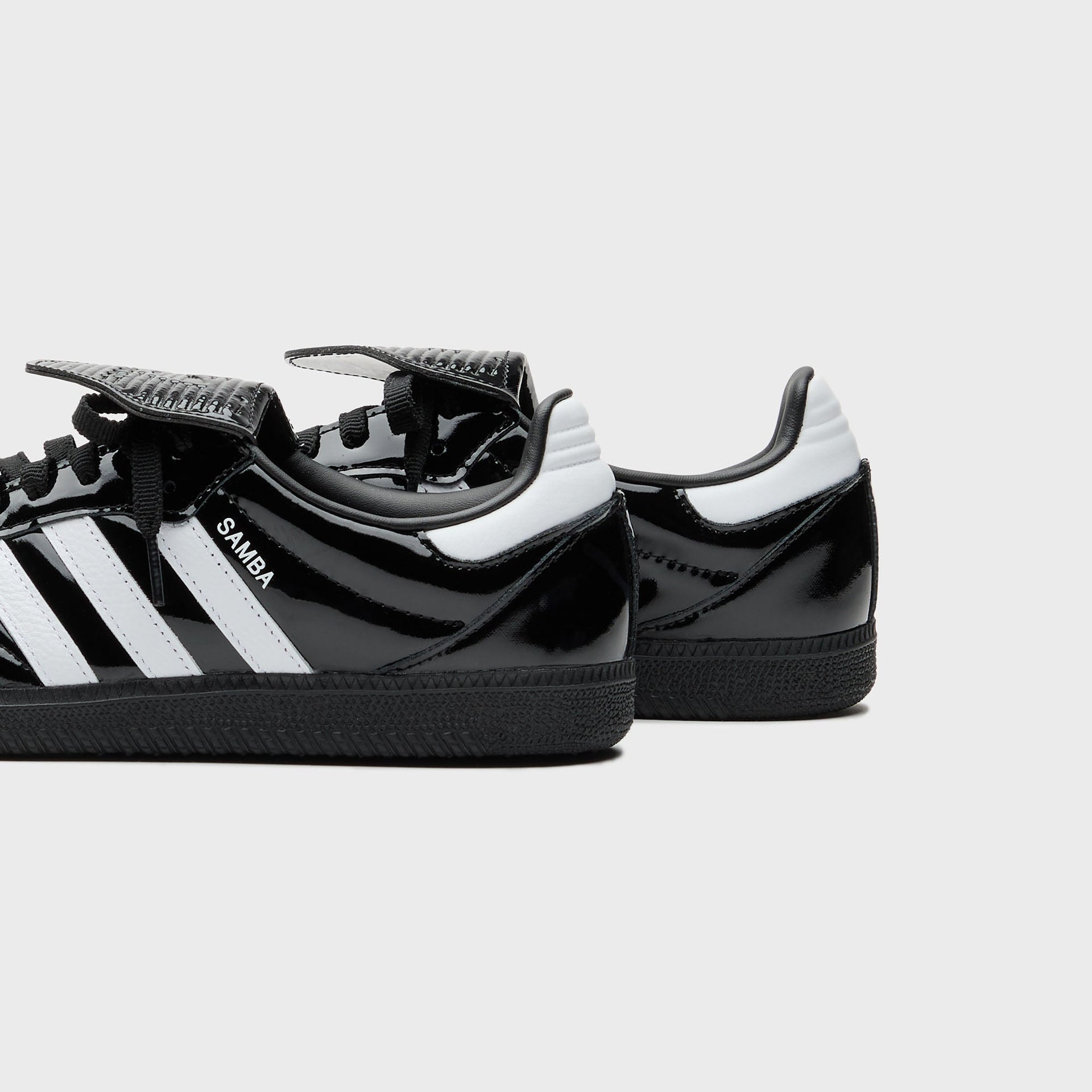 adidas WMNS Samba Long Tongue  - Core Black / Cloud White / Core Black