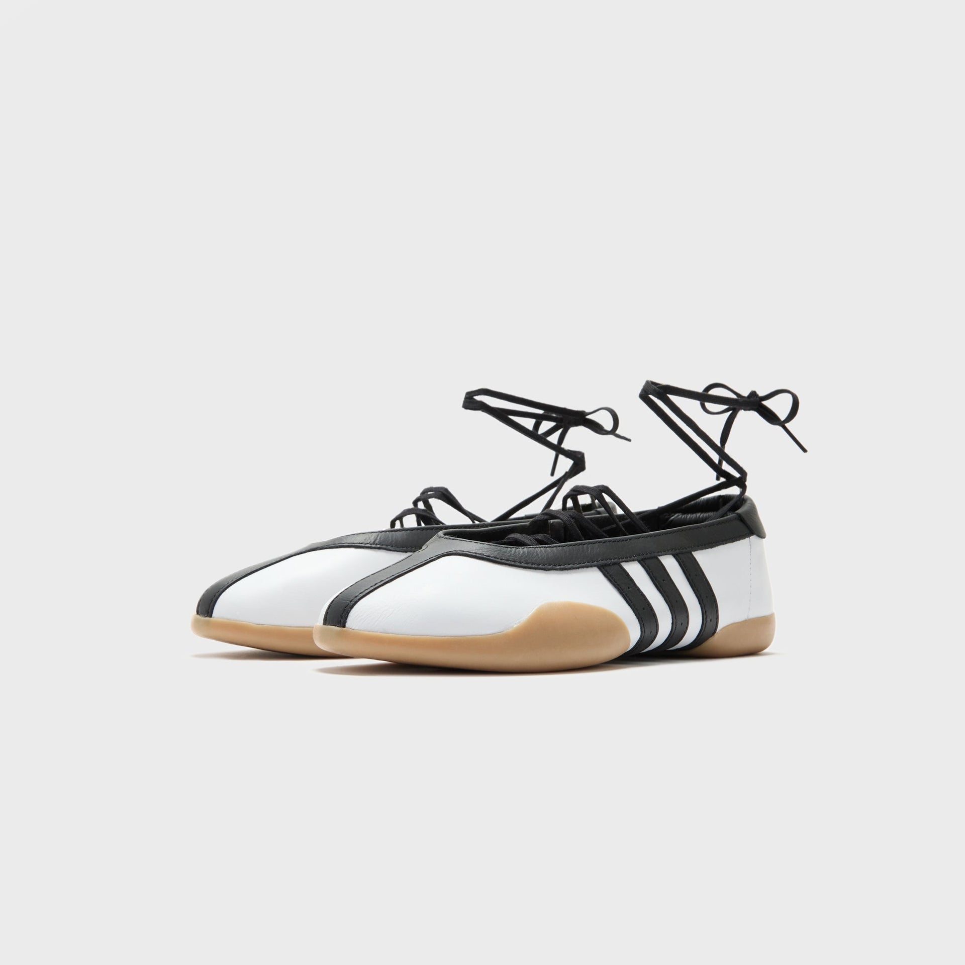 adidas WMNS Taekwondo Mei Ballet -  White / Core Black / Gum 3