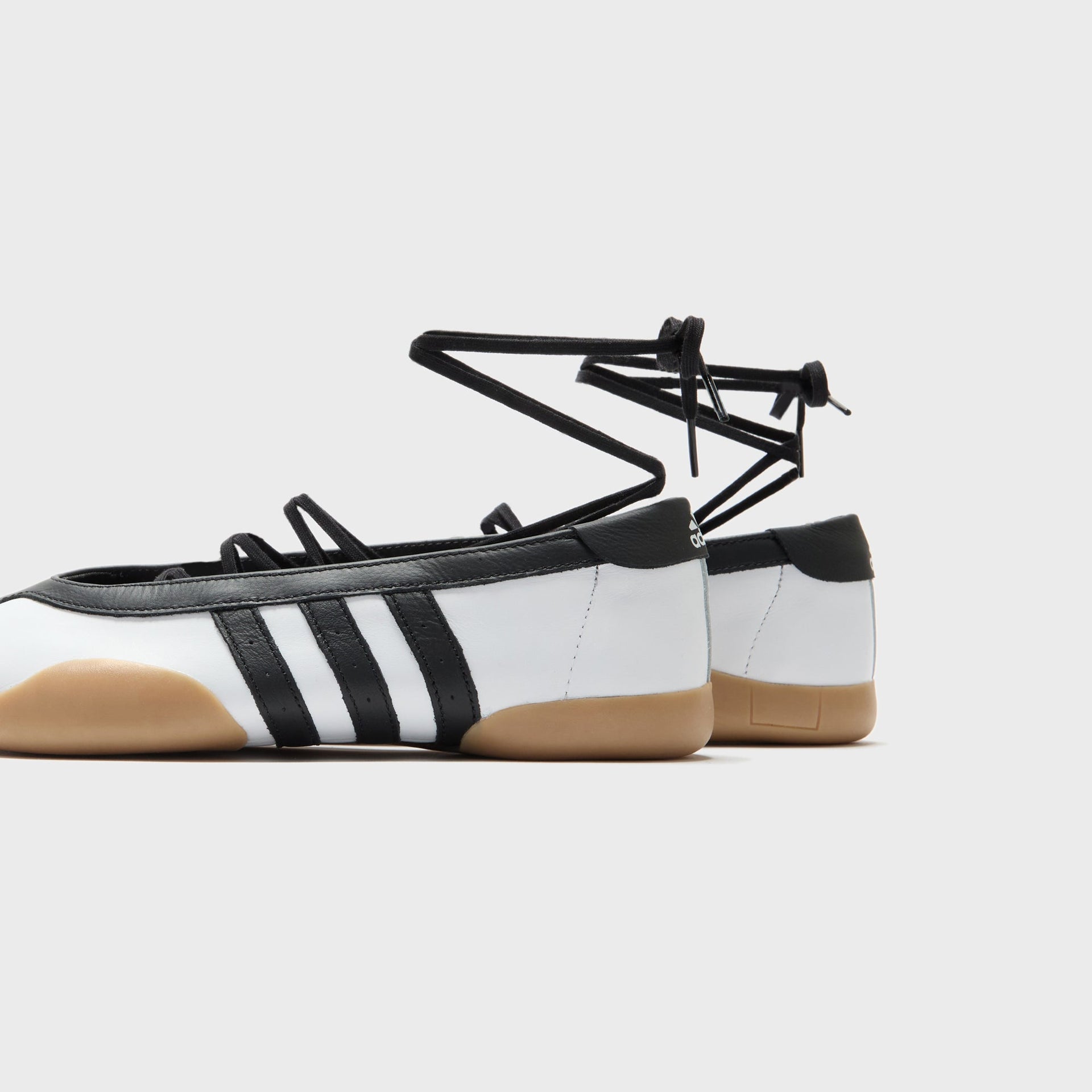 adidas WMNS Taekwondo Mei Ballet -  White / Core Black / Gum 3