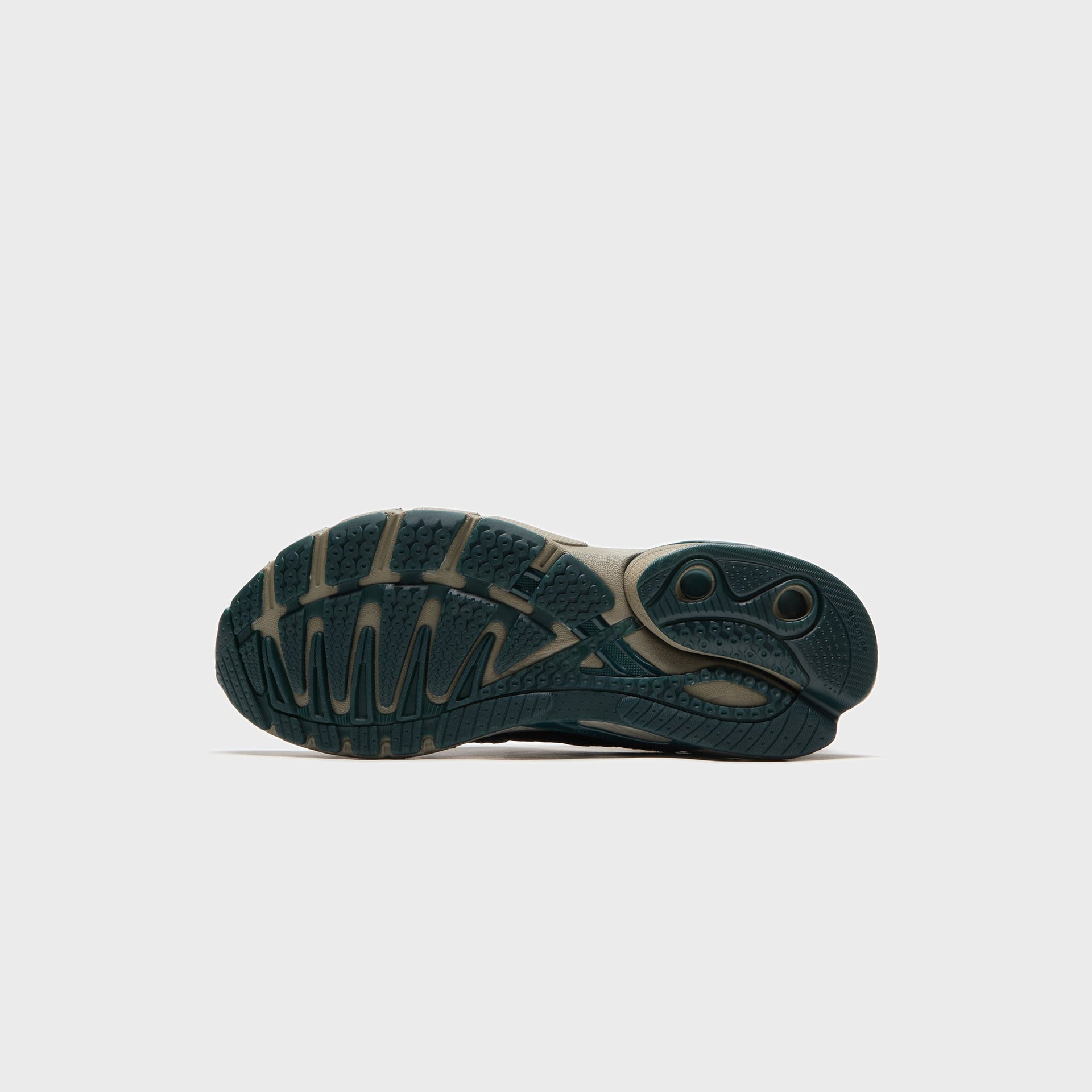 adidas Adistar Control 5 - Cloud White / Core Black / Aurora Ivy