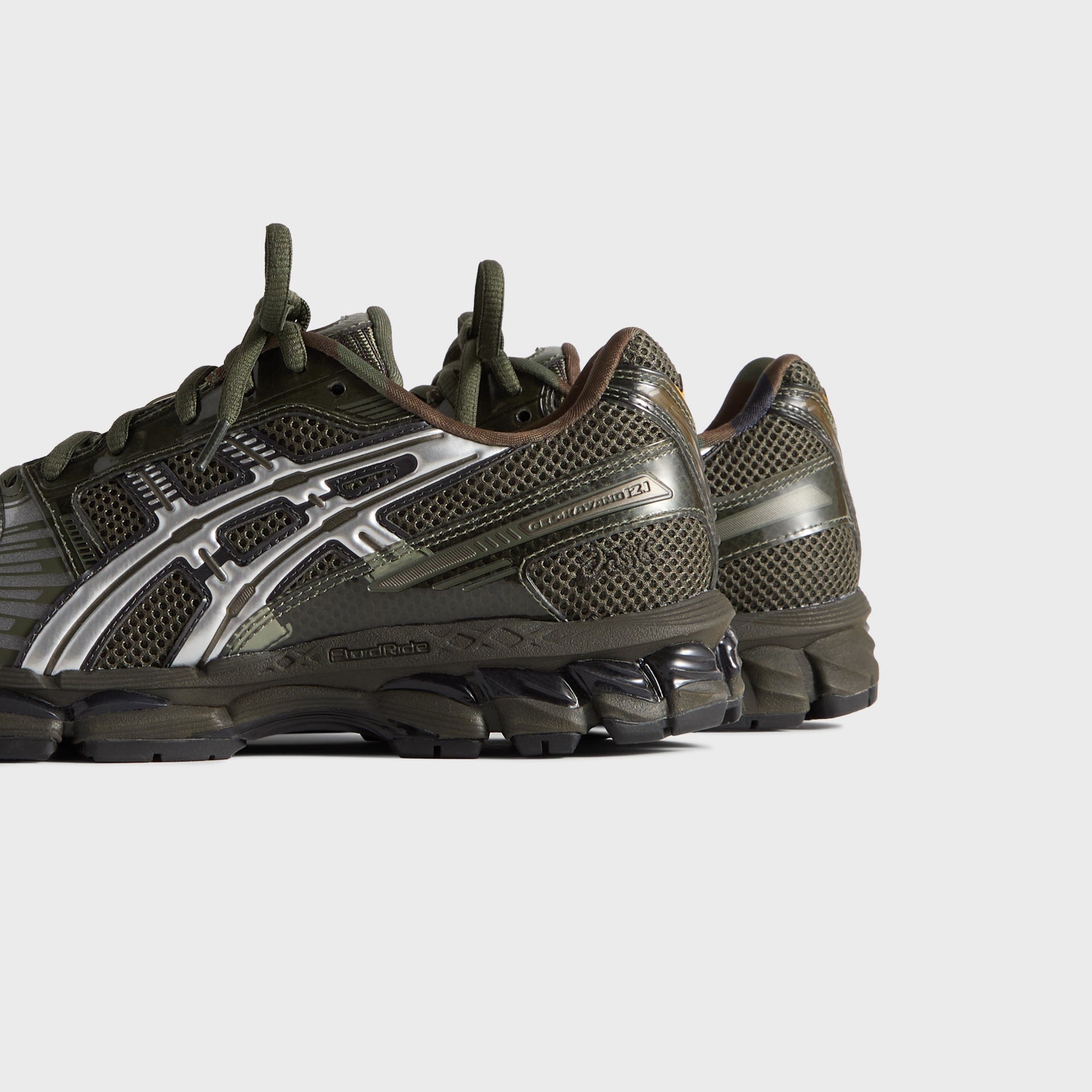 Marvel vs. Capcom | Kith for ASICS GEL-KAYANO® 12.1 Captain America vs. Guile Double Box - Dive Blue / Gunmetal / Deep Depths / Gunmetal - PH