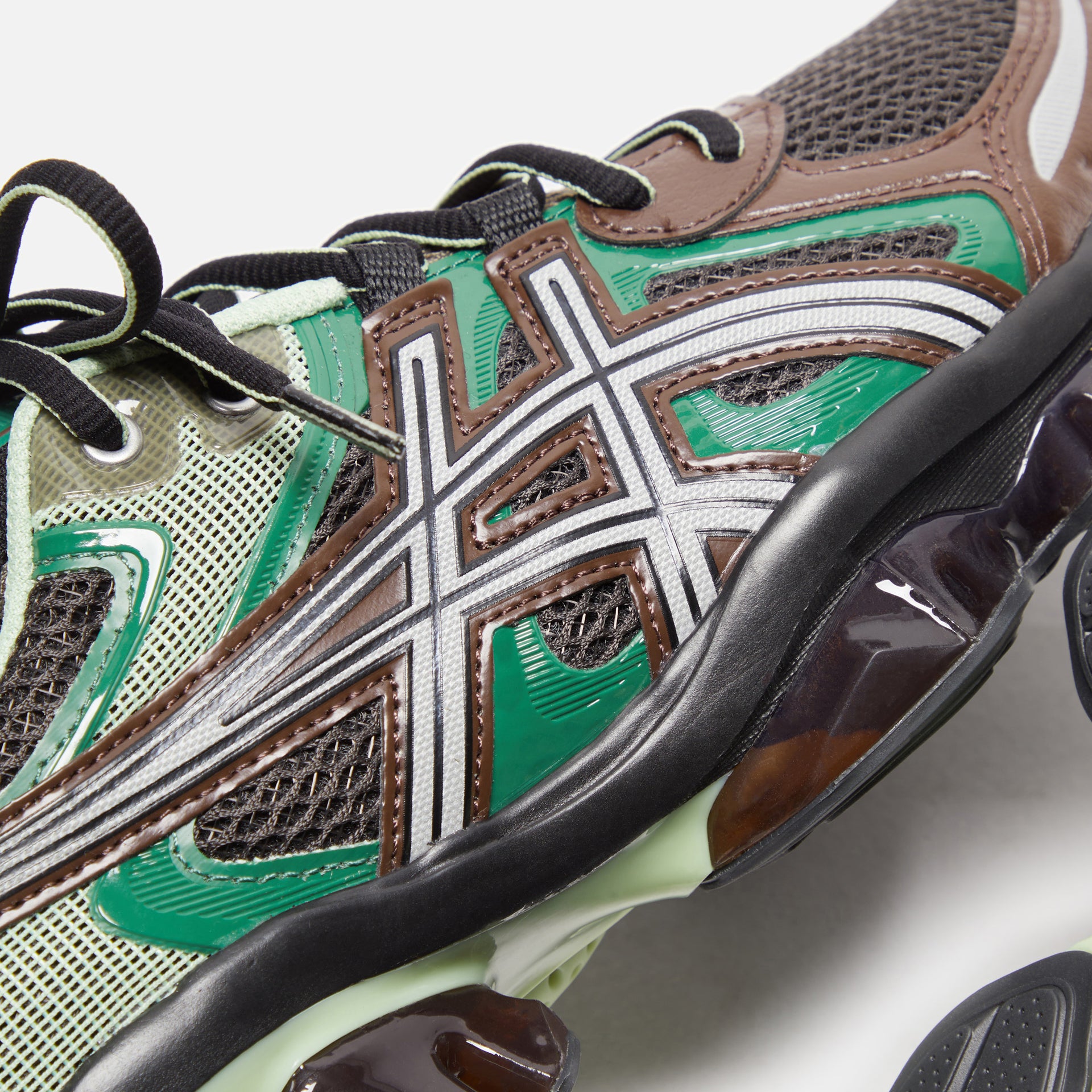 ASICS Gel-Quantum Kinetic - Dark Sepia / Shamrock Green