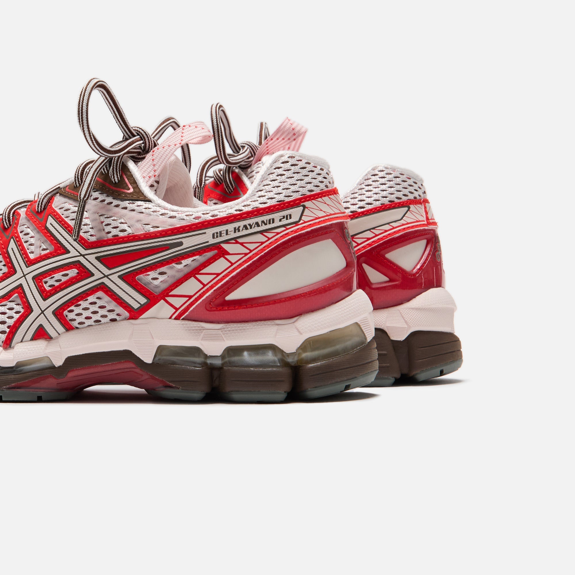 スニーカー Asics UB9-S Gel-Kayano 20 Crystal Pink Classic Red ASICS - UB9-S GEL-KAYANO 20 Sneaker in Crystal Pink