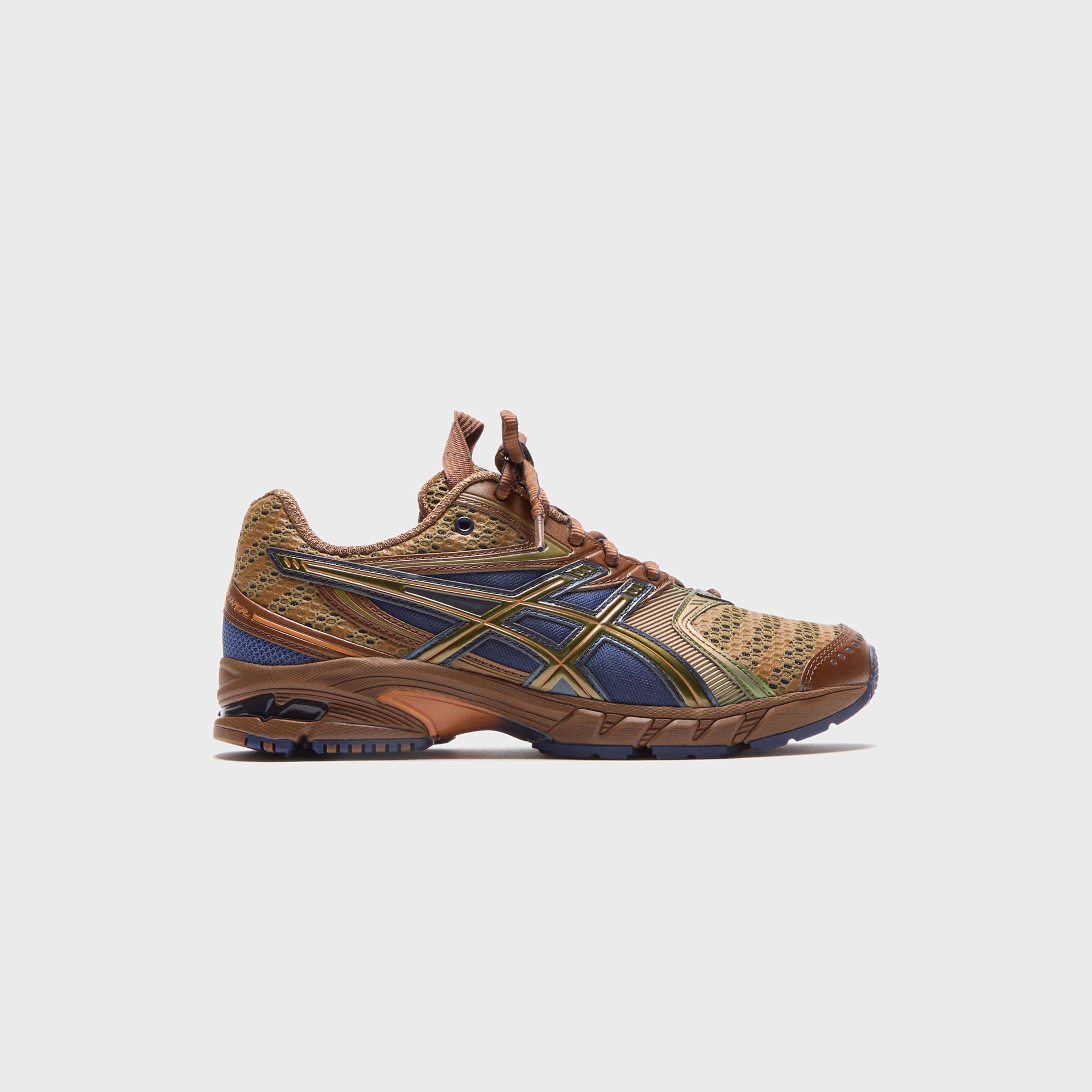Ub 9-S Gel-Ds Trainer 14 Desert Camp/Piquant Orang