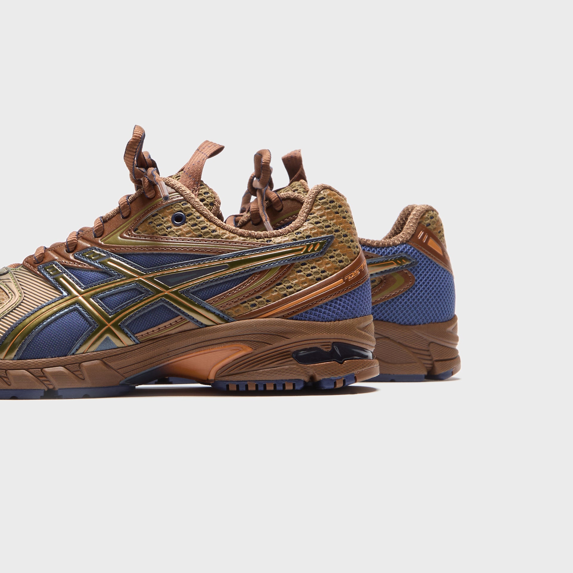 Ub 9-S Gel-Ds Trainer 14 Desert Camp/Piquant Orang