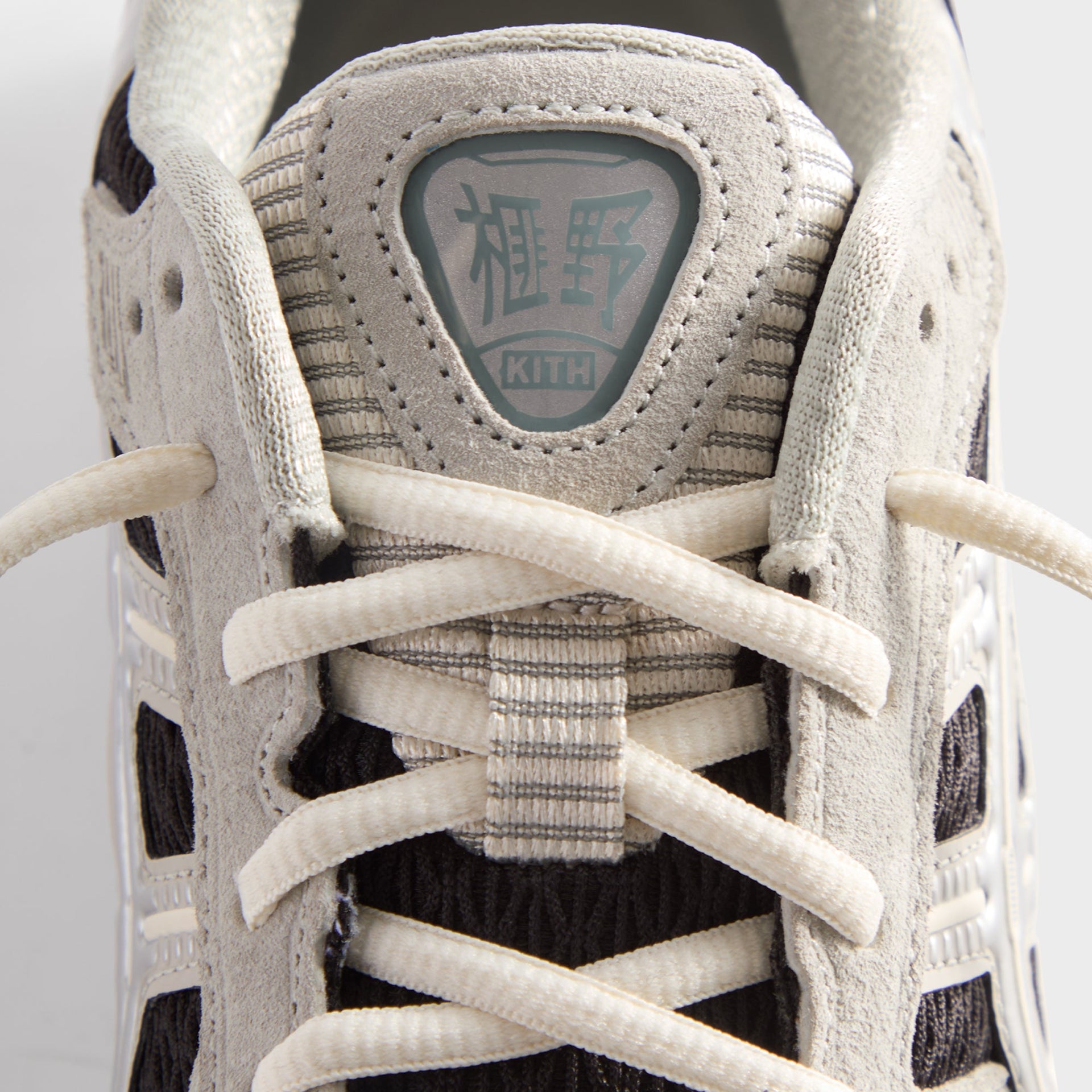 Kith for ASICS GEL-KAYANO™ 12.1 - Peat / Cream