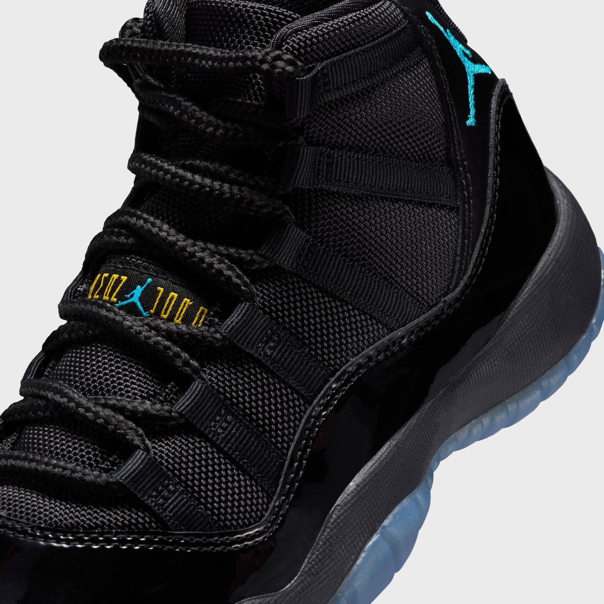 Jordan GS Air Jordan 11 Retro - Black / Gamma Blue / Varsity Maize