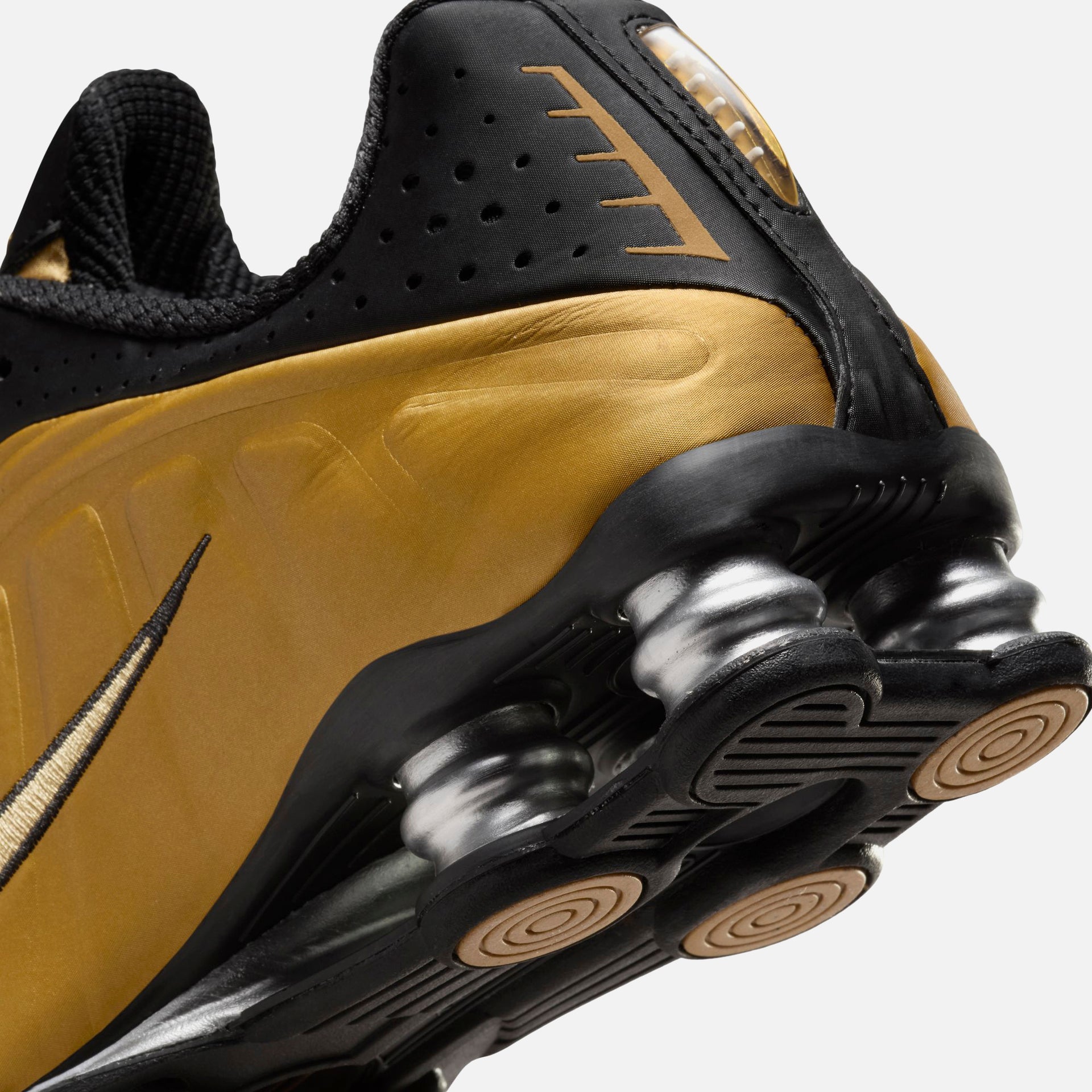 Nike Shox R4 - Black / Metallic Gold / Metallic Silver