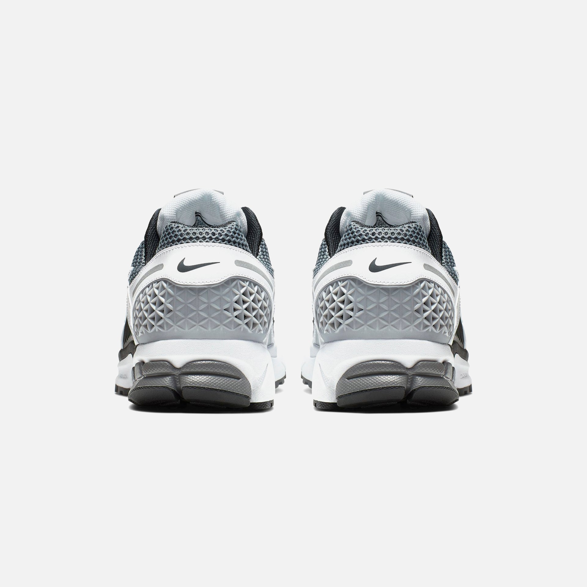 Nike Zoom Vomero 5 SE - Space Dark Grey / Black / White / Sail