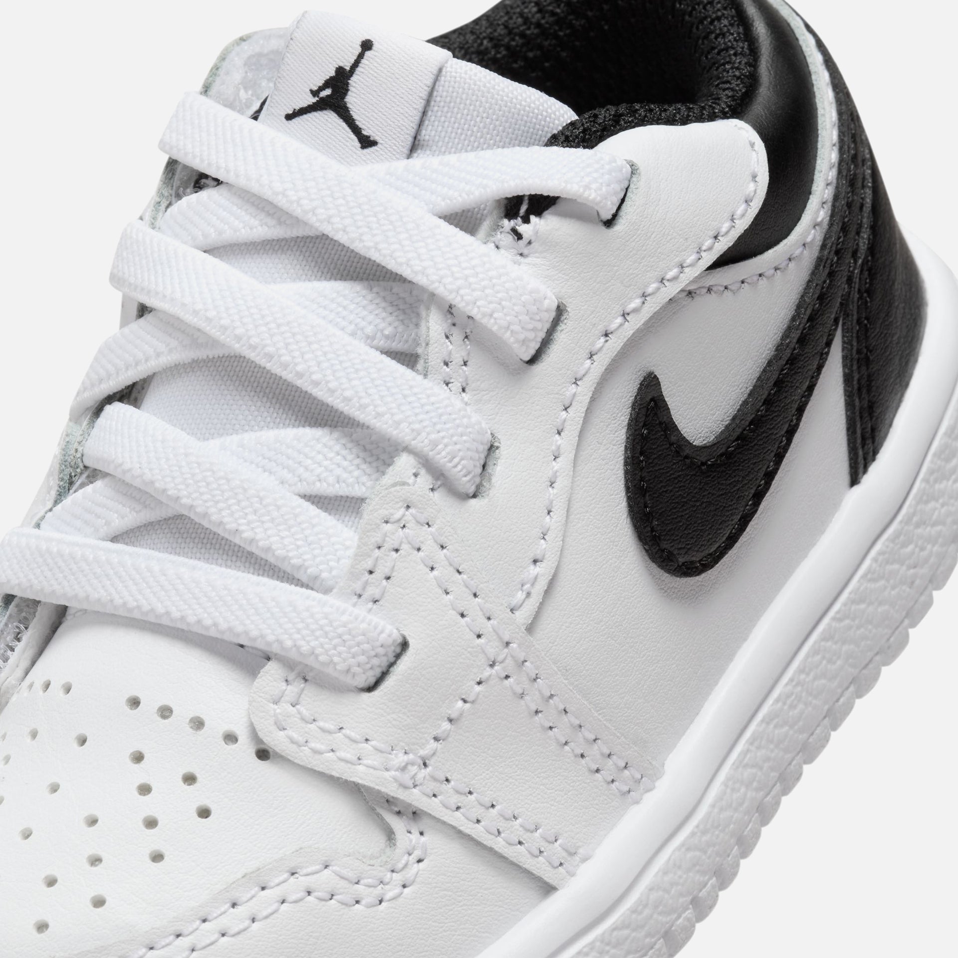Jordan TD Air Jordan 1 Low Alt - Blanc / Noir / Blanc