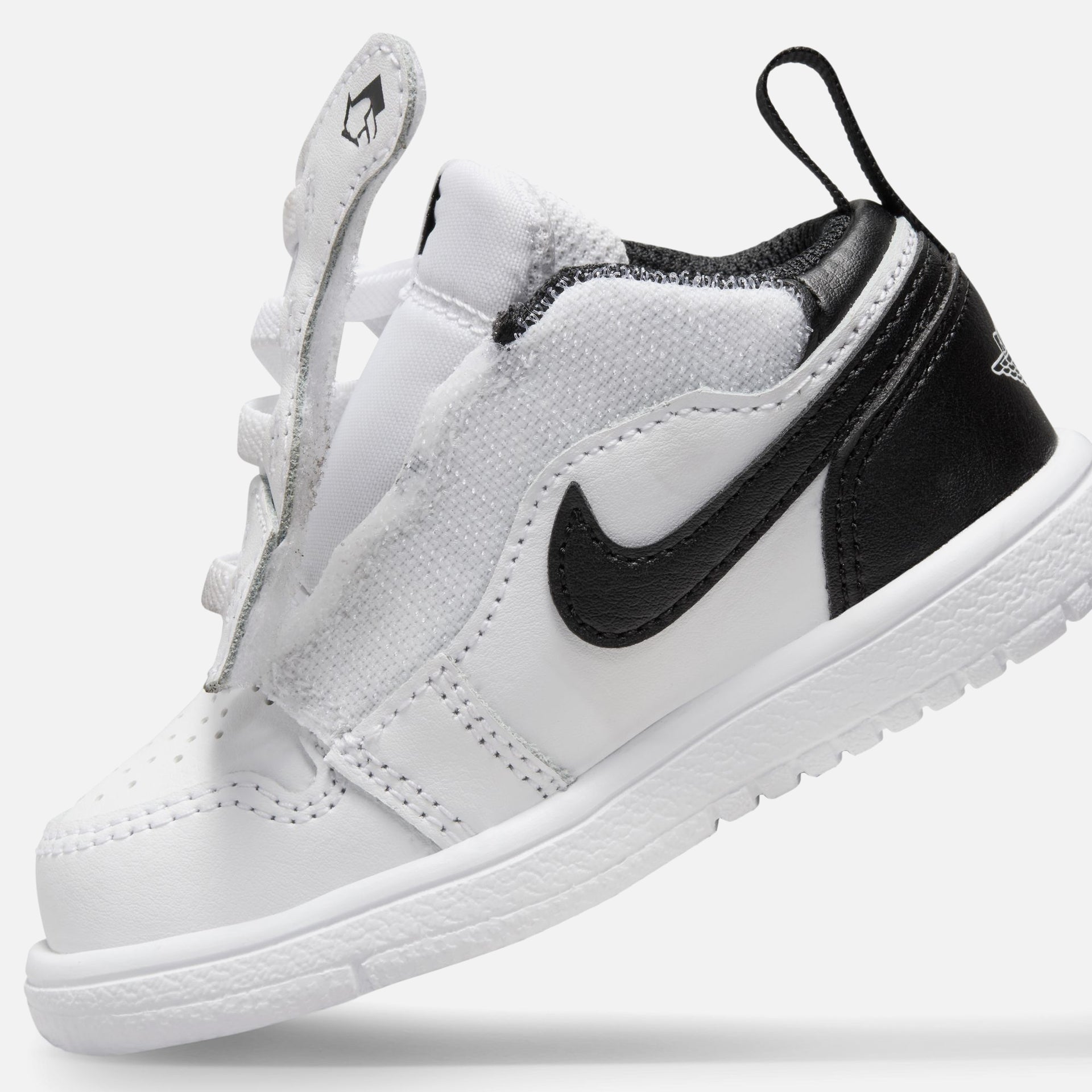 Jordan TD Air Jordan 1 Low Alt - Blanc / Noir / Blanc