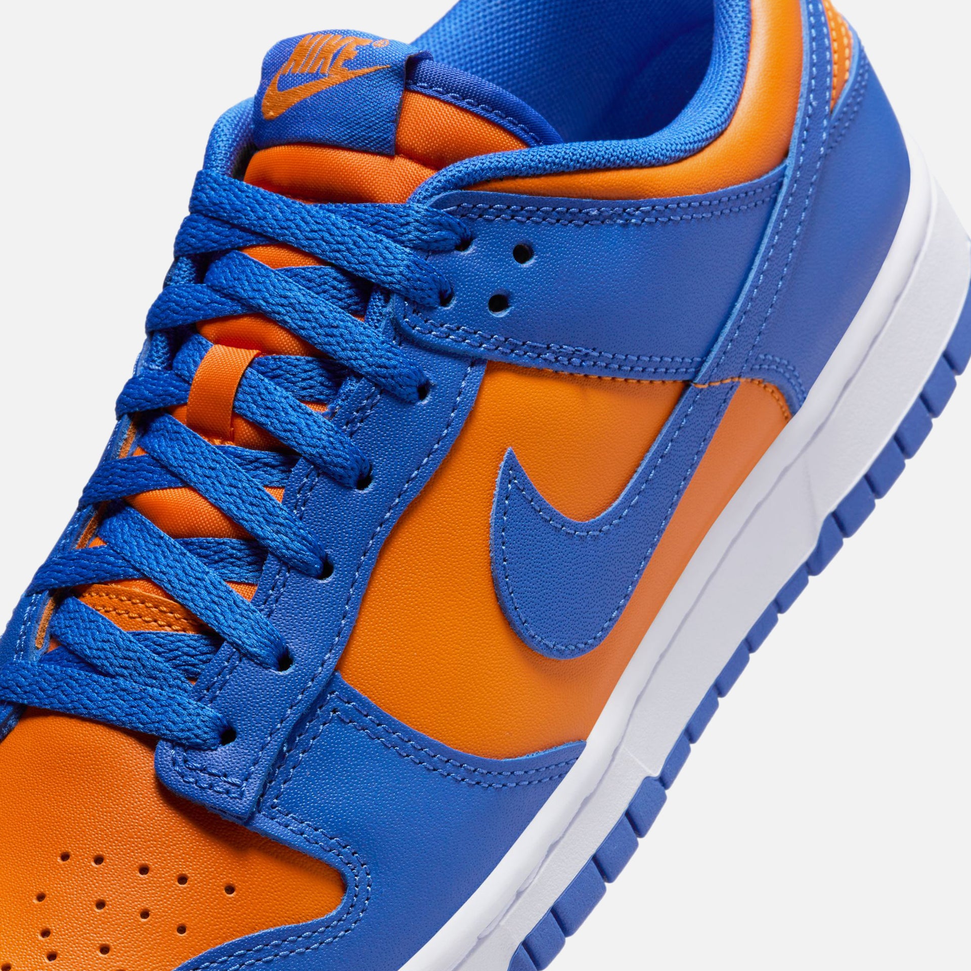 Nike Dunk Low Retro - Bright Ceramic / Team Royal / University Red