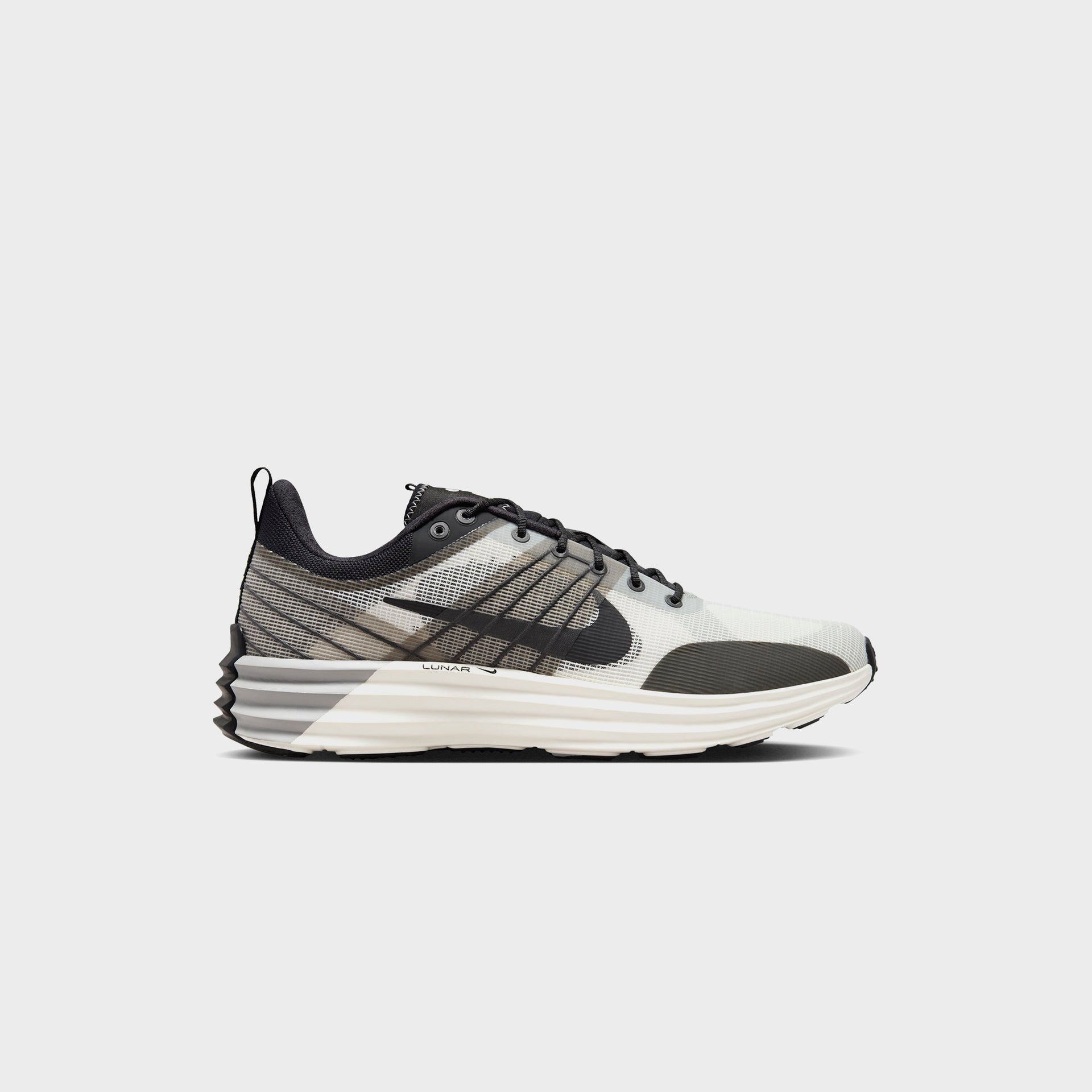 Nike Lunar Roam - Summit White / Black / Light Smoke Grey