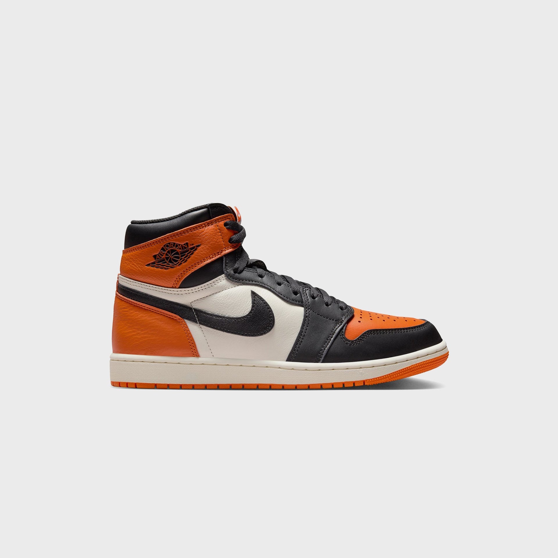 Jordan Air Jordan 1 High OG - Black / Sail / Starfish