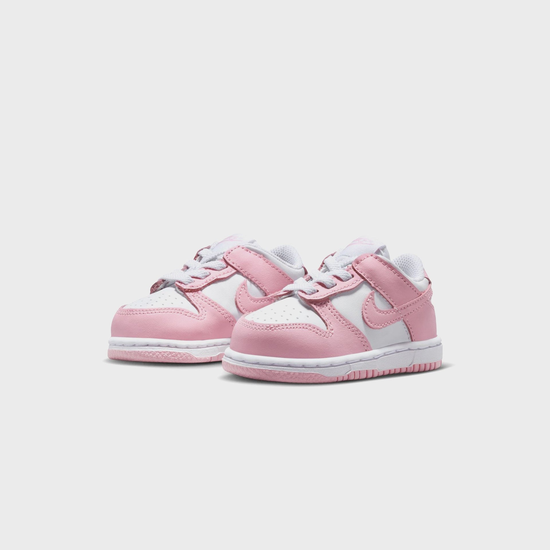 Nike TD Dunk Low - White / Med Soft Pink / White
