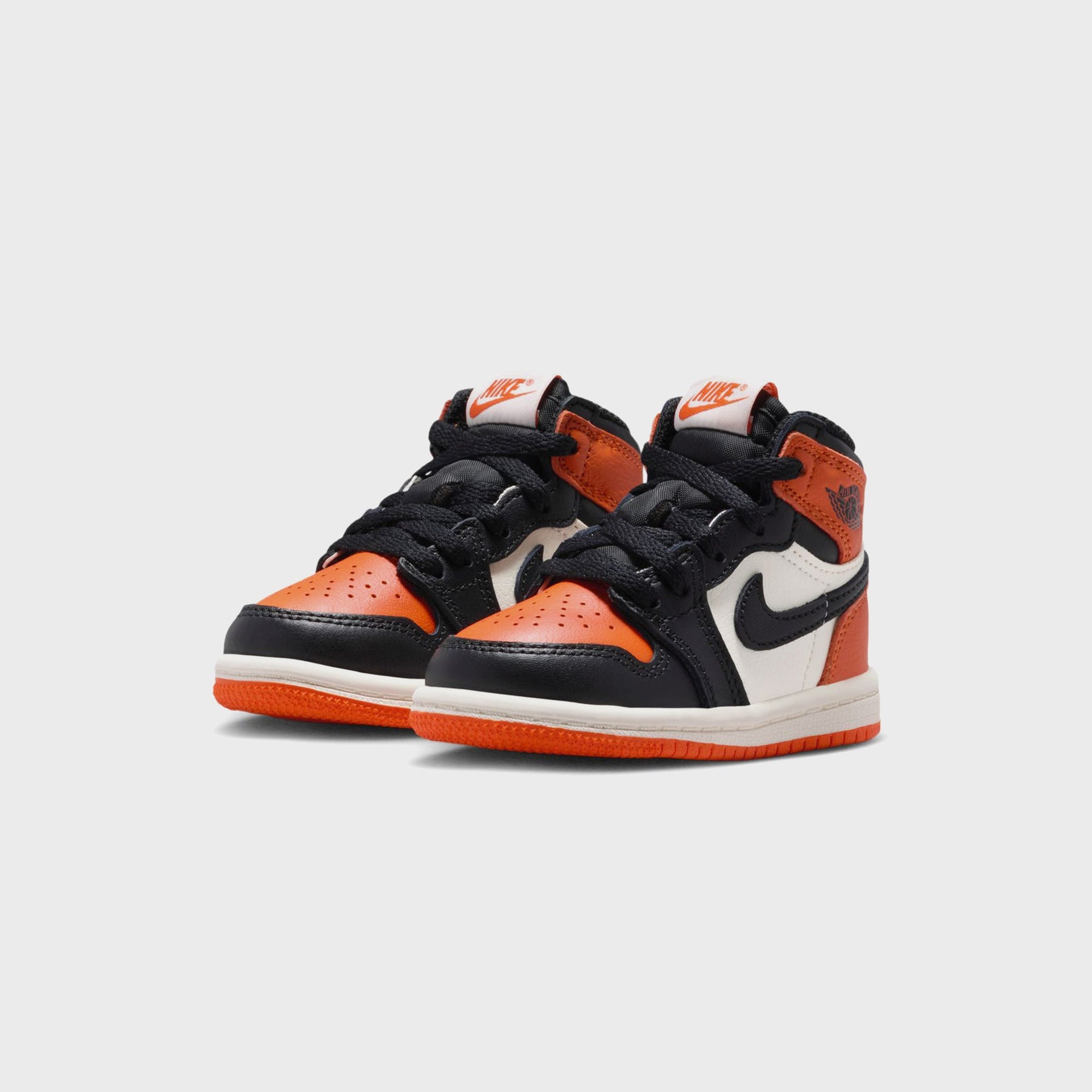 Jordan TD Air Jordan 1 High OG - Black / Sail / Starfish