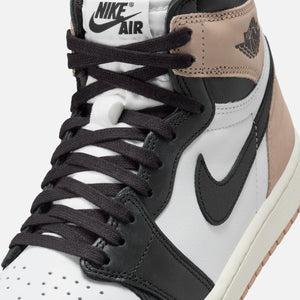Nike WMNS Air Jordan 1 Retro High OG - Latte