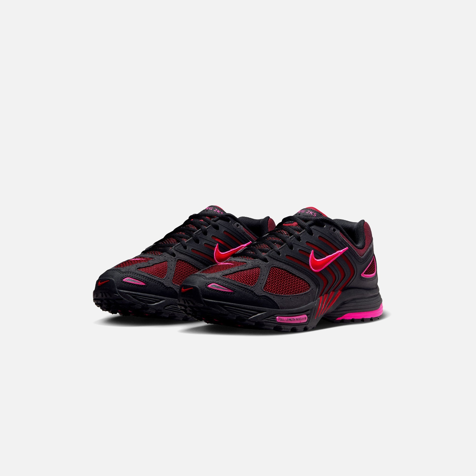 【大人気】★ナイキ★Air Pegasus 2K5 black fire red The Nike Air Pegasus 2K5 Black Fire Red Releases February 2024