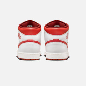 Jordan Air Jordan 1 Mid SE - White / Lobster / Dune Red / Sail