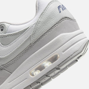 Nike WMNS Air Max 1 '87 LX - Photon Dust / White / Light Smoke Grey / Midnight Navy