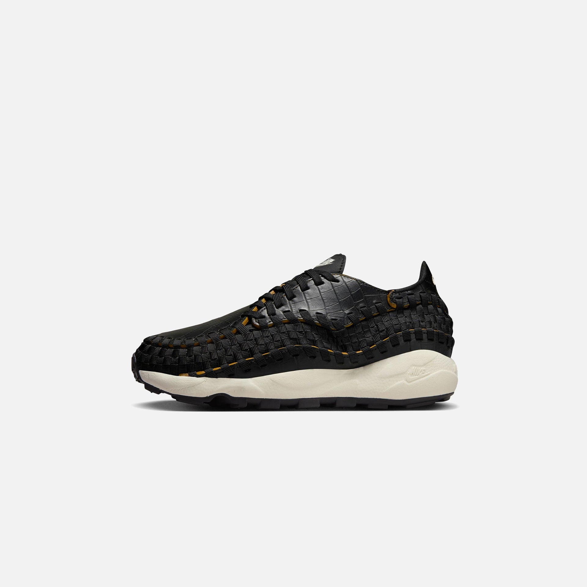 Nike WMNS Air Footscape Woven - Black / Pale Ivory / Desert Ochre