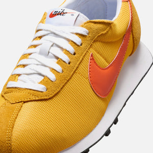 Nike LD-1000 - University Gold / Safety Orange