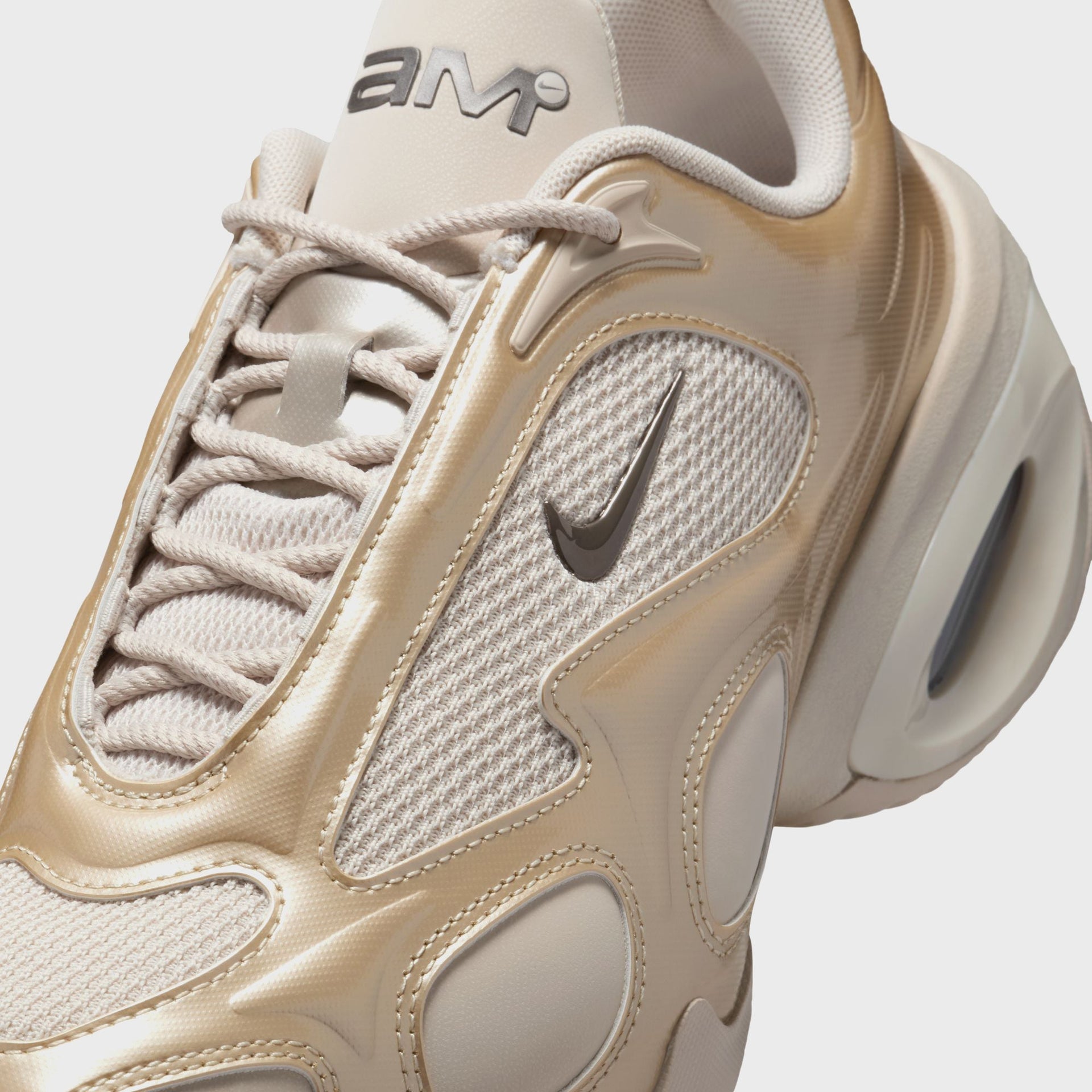 Nike WMNS Air Max Muse - Desert Sand / Metallic Pewter / Sandrift / Metallic Silver