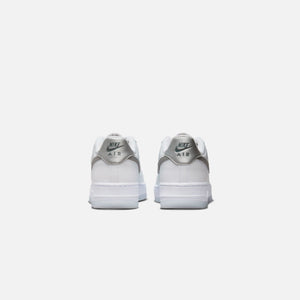 Nike GS Air Force 1 - White / Metallic Silver / Pure Platinum