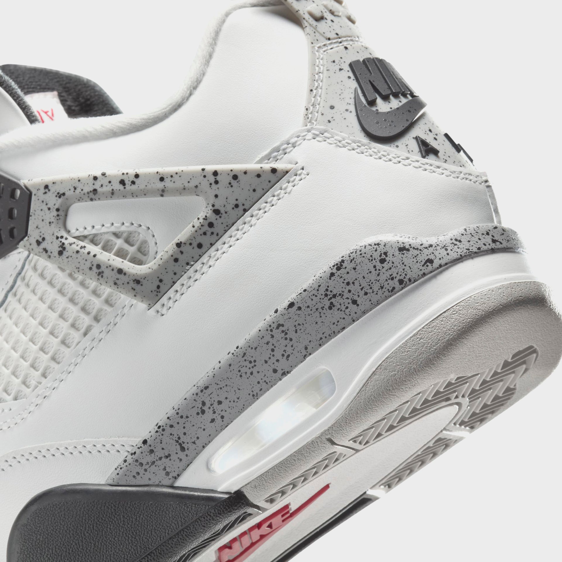 Jordan Air Jordan 4 Retro - Summit White / Fire Red / Tech Grey / Black