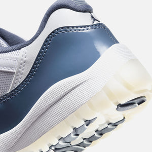 Jordan PS Air Jordan 11 Low - White / Midnight Navy / Diffused Blue / Football Grey