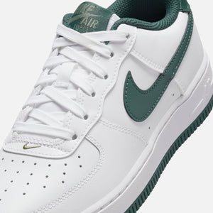 Nike GS Air Force 1 - White / Vintage Green / Oil Green