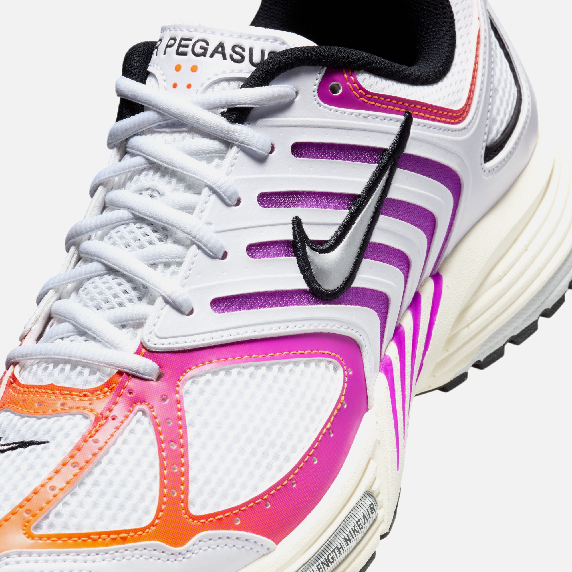 ☆送料無料☆ NIKE AIR PEGASUS 2K5 ☆ Nike Air Pegasus 2k5 Metallic Silver / Metallic Platinum