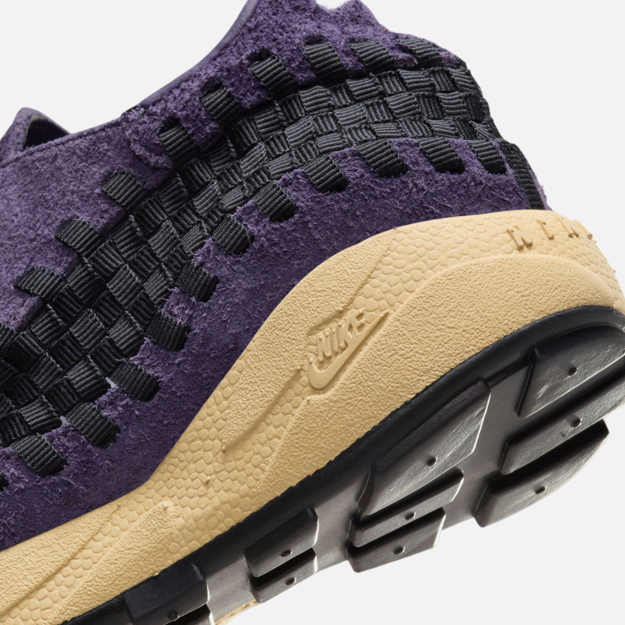 Nike WMNS Air Footscape Woven - Dark Raisin / White / Black