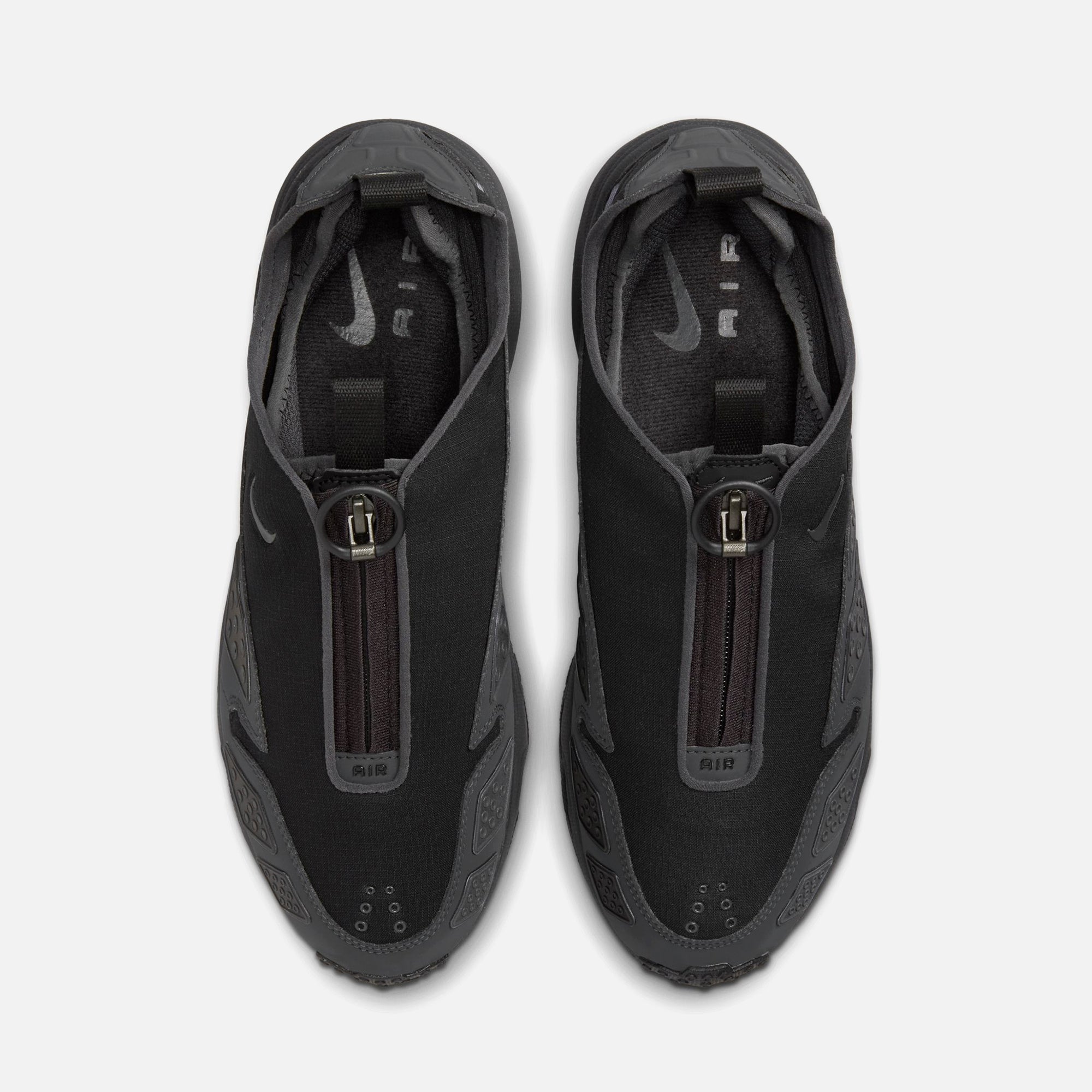 NIKE Air Max SNDR ブラック Nike Air Max SNDR Gore-Tex W Sneaker in Black/Grey Nike
