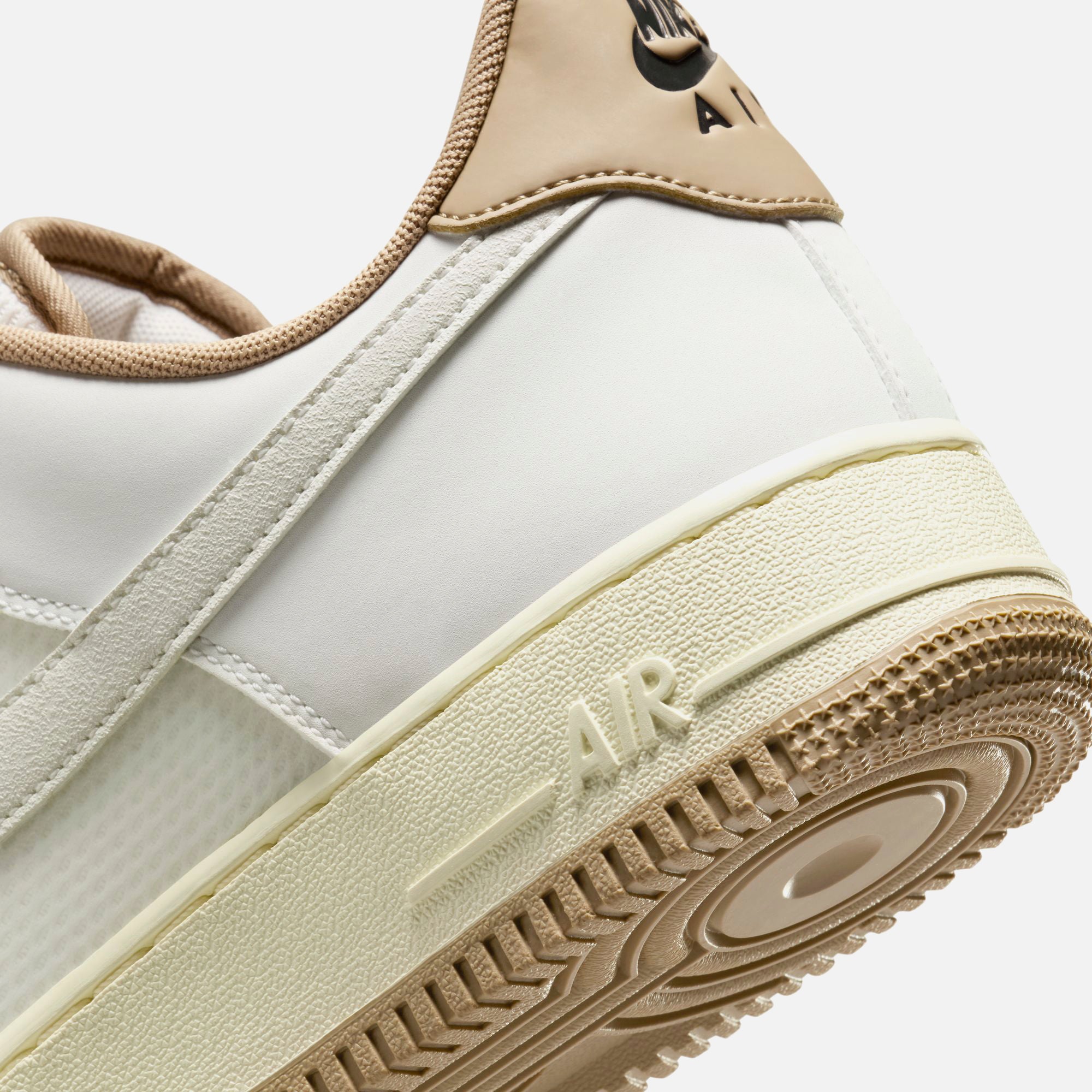 ☆大人気☆Nike Air Force 1 '07 LV8 Light Khaki/White NIKE AIR FORCE 1 '07 LV8 LIGHT ARMY/LIGHT ARMY-CARGO KHAKI