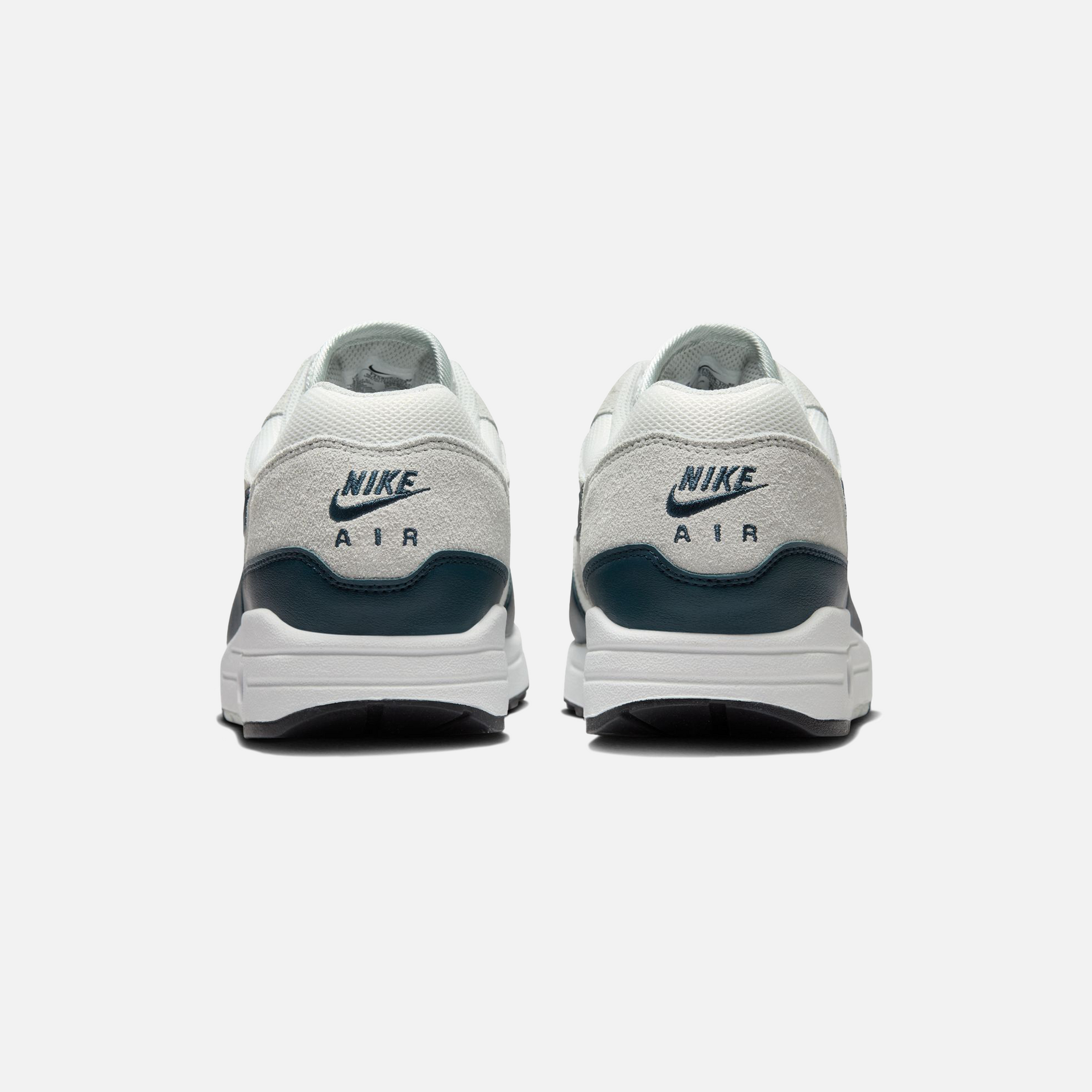 Nike Air Max 1 Essential - Summit White / Light Silver / White / Armoury Navy
