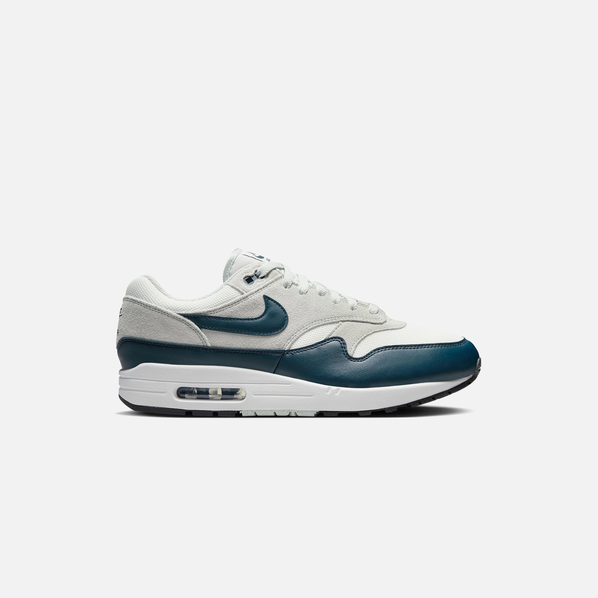 Nike Air Max 1 Essential - Summit White / Light Silver / White / Armoury Navy