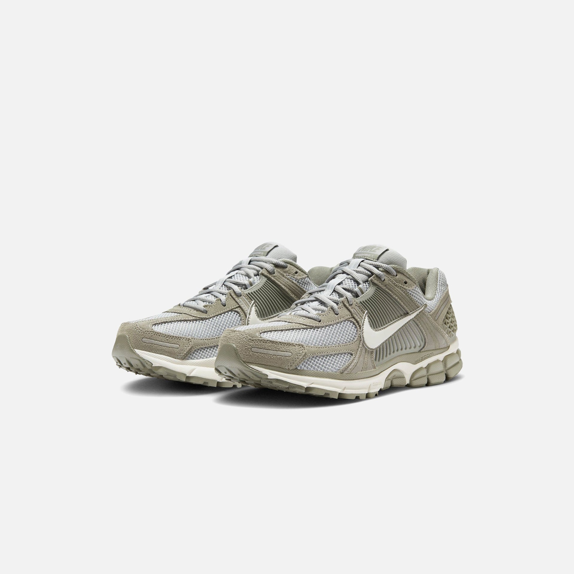 Nike Zoom Vomero 5 - Dark Stucco / Phantom / Light Smoke Grey