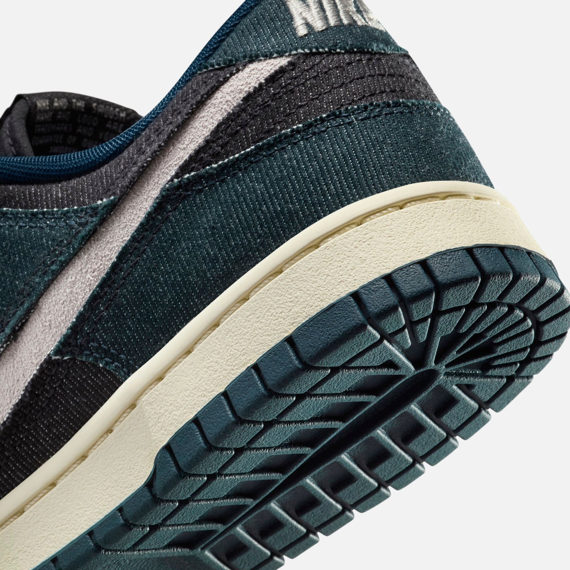 Nike WMNS Dunk Low - Armory Navy / College Grey / Black