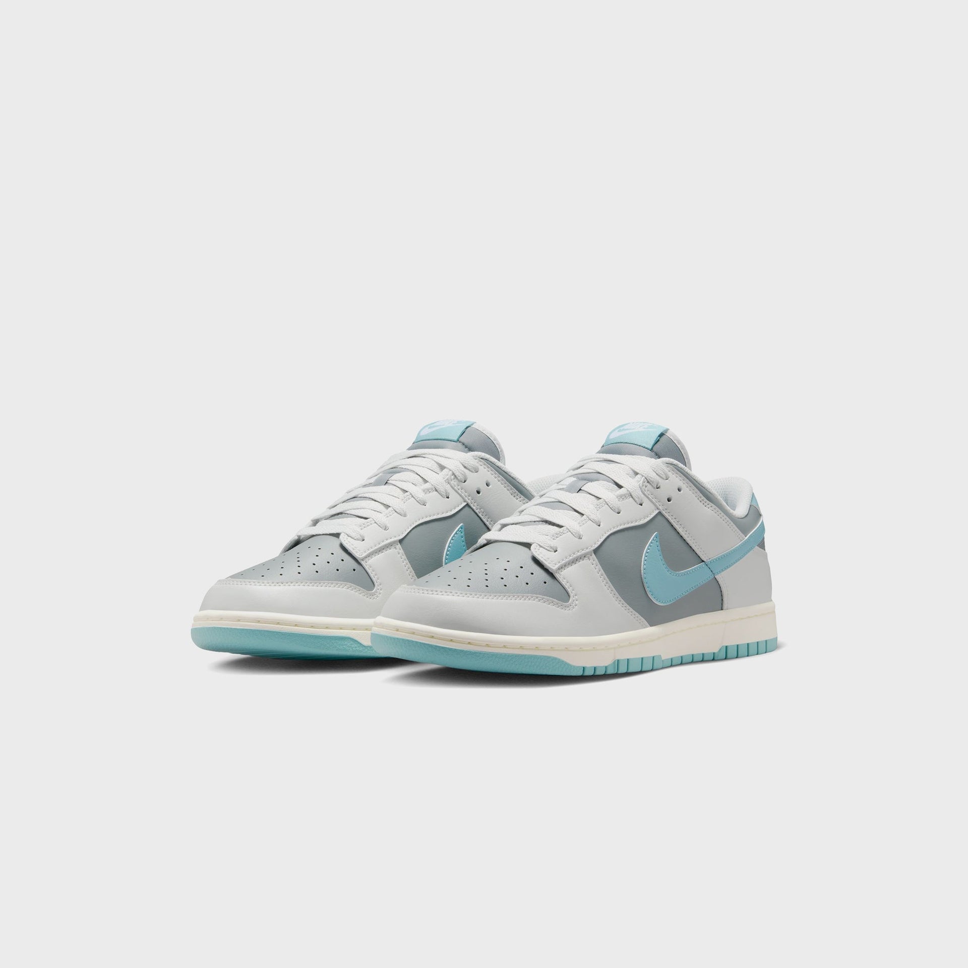 Nike Dunk Low Retro - Photon Dust / Denim Turq / Smoke Grey / Sail