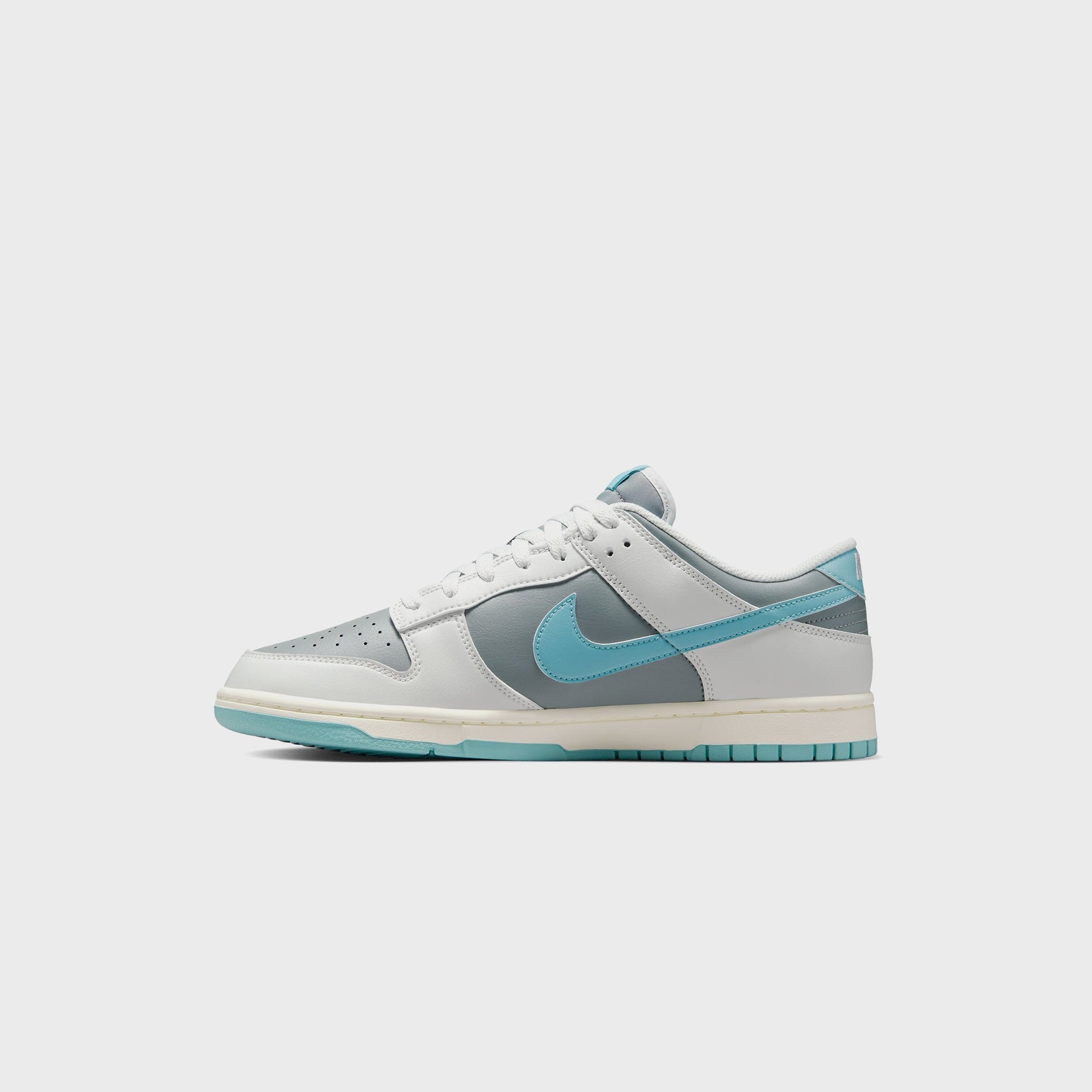 Nike Dunk Low Retro - Photon Dust / Denim Turq / Smoke Grey / Sail