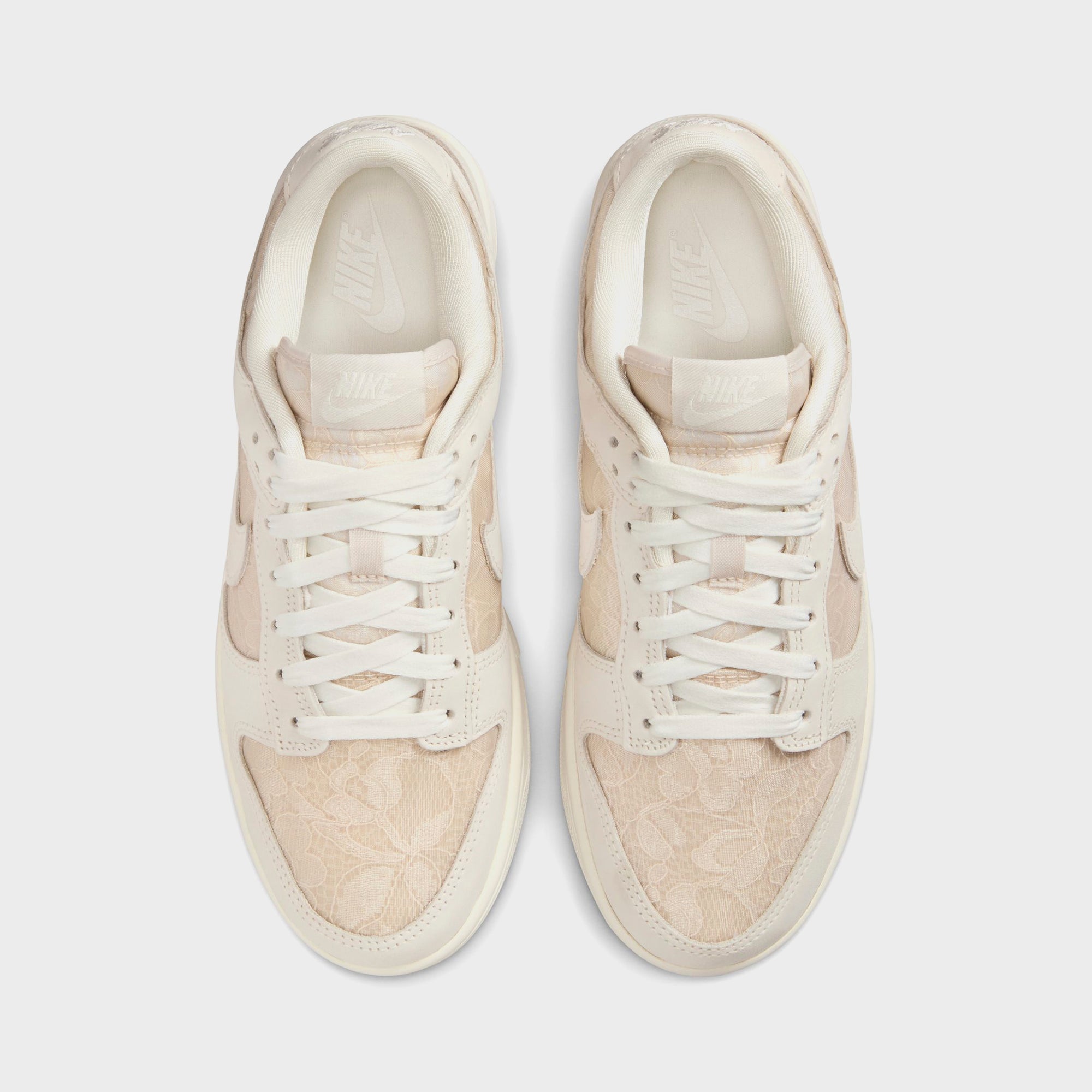 Nike WMNS Dunk Low SE - Light Orewood Brown / Coconut Milk